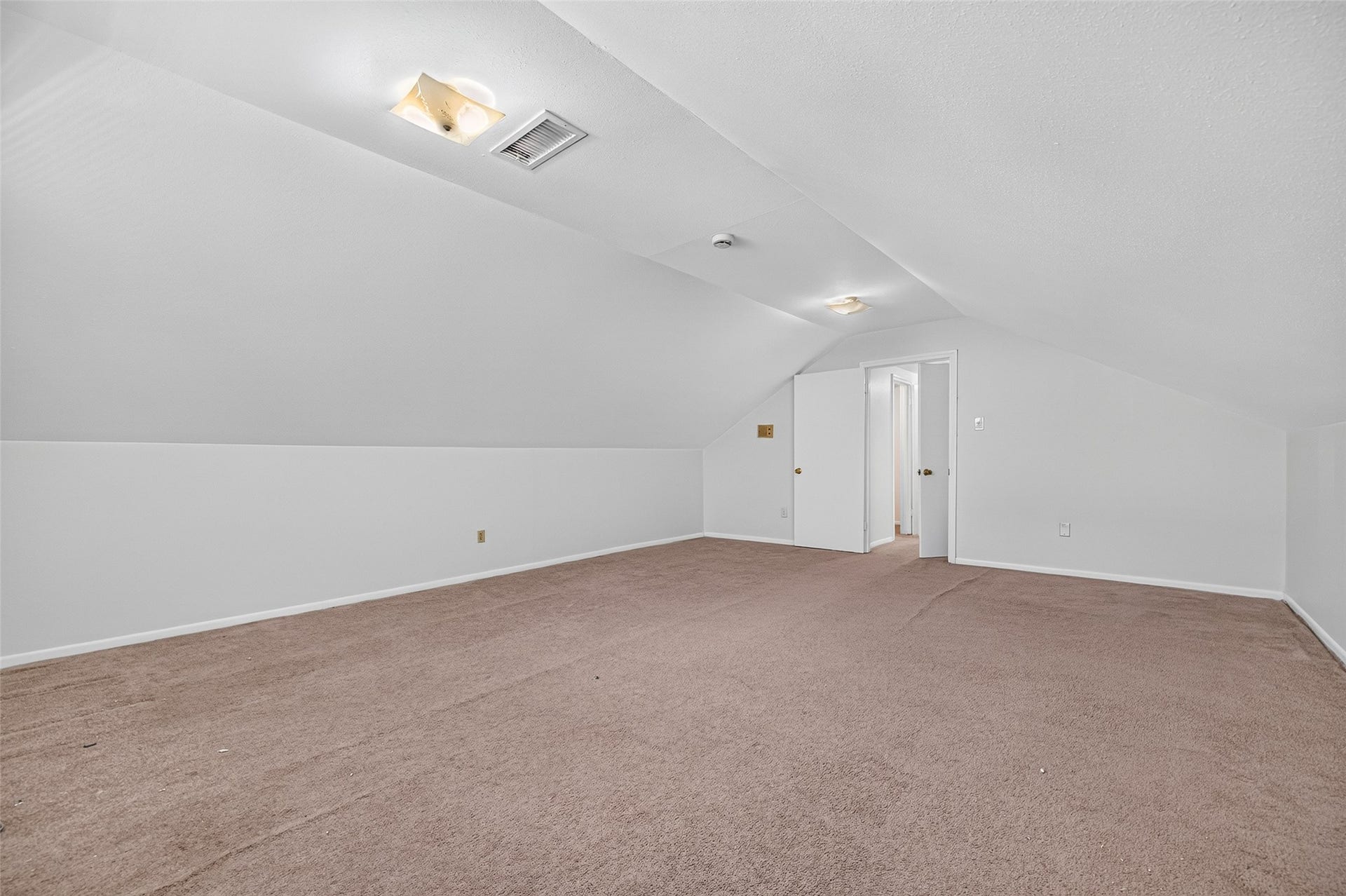 25702 Timber Lakes Drive, Spring, TX 77380 Up Stairs