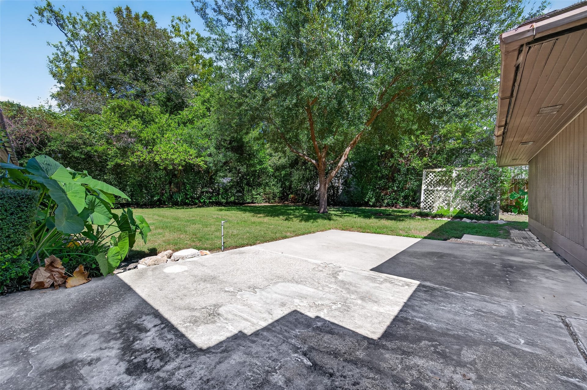 25702 Timber Lakes Drive, Spring, TX 77380 Patio