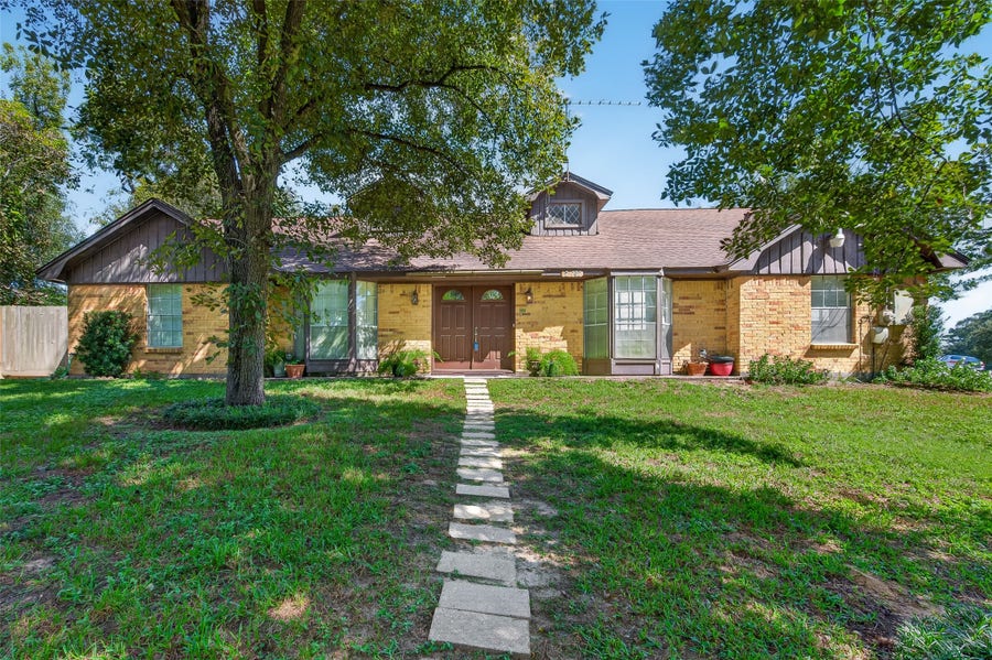 Property photo for 25702 Timber Lakes Drive, Spring, TX