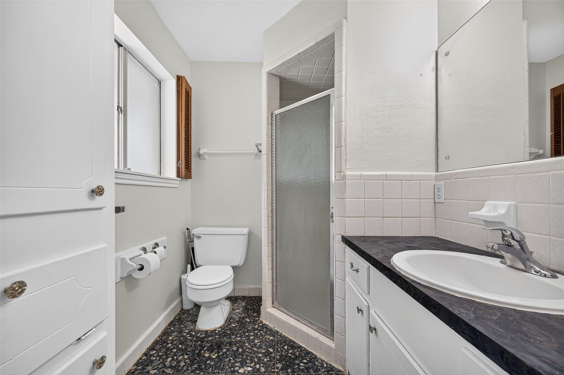 25702 Timber Lakes Drive, Spring, TX 77380 Master Bath