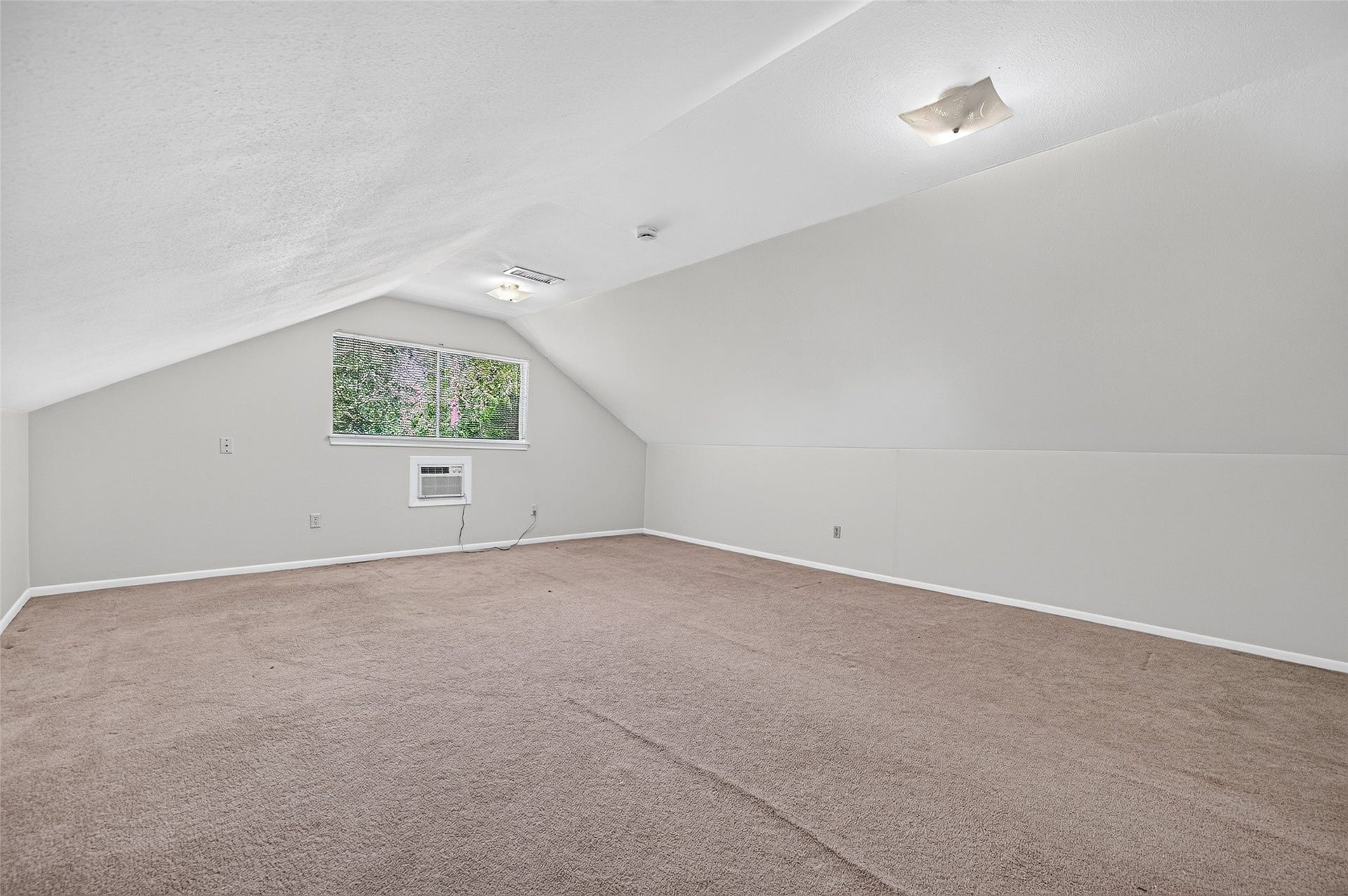 25702 Timber Lakes Drive, Spring, TX 77380 Up Stairs