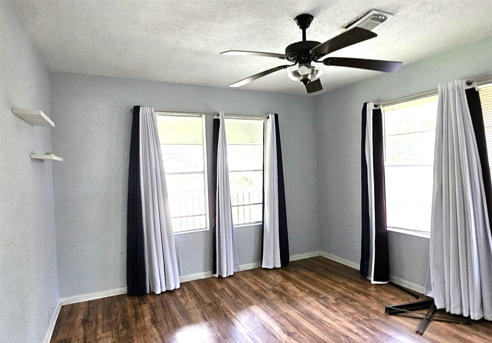 219A Texas Avenue, Bacliff, TX 77518 219A Texas Avenue, Bacliff, TX 77518