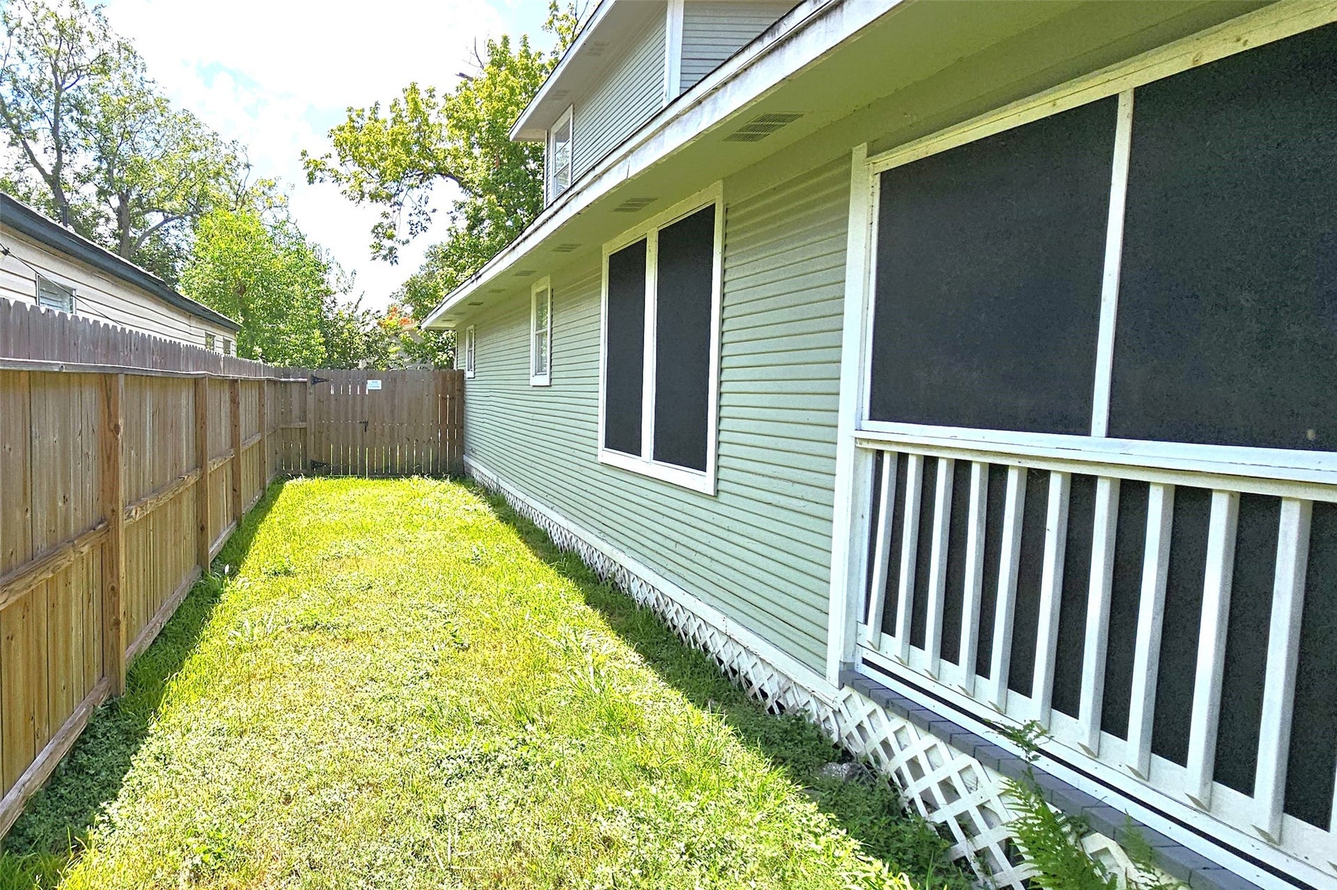 219A Texas Avenue, Bacliff, TX 77518 219A Texas Avenue, Bacliff, TX 77518