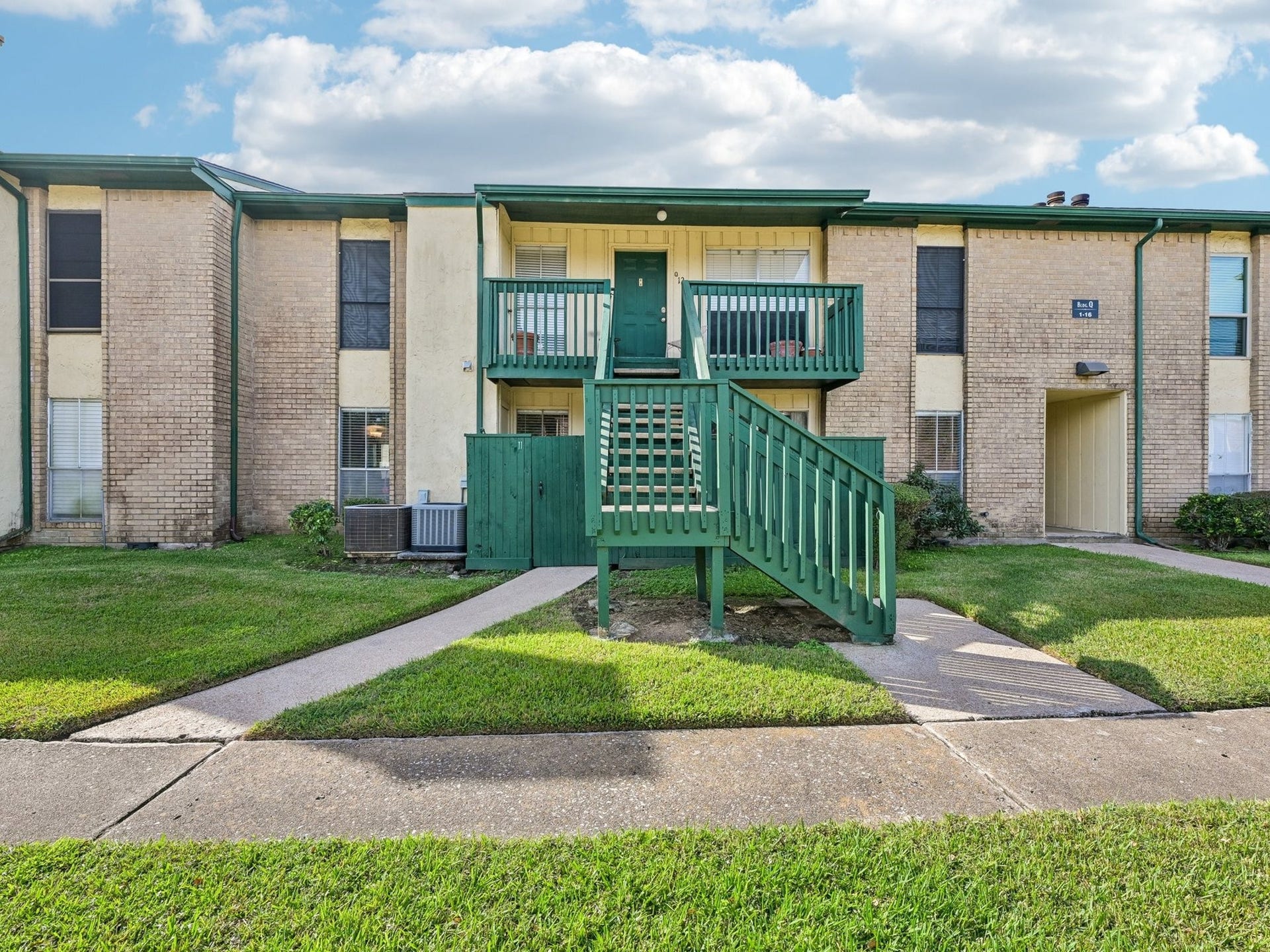 1516 Bay Area Boulevard, #Q11, Houston, TX 77058 1516 Bay Area Boulevard, #Q11, Houston, TX 77058