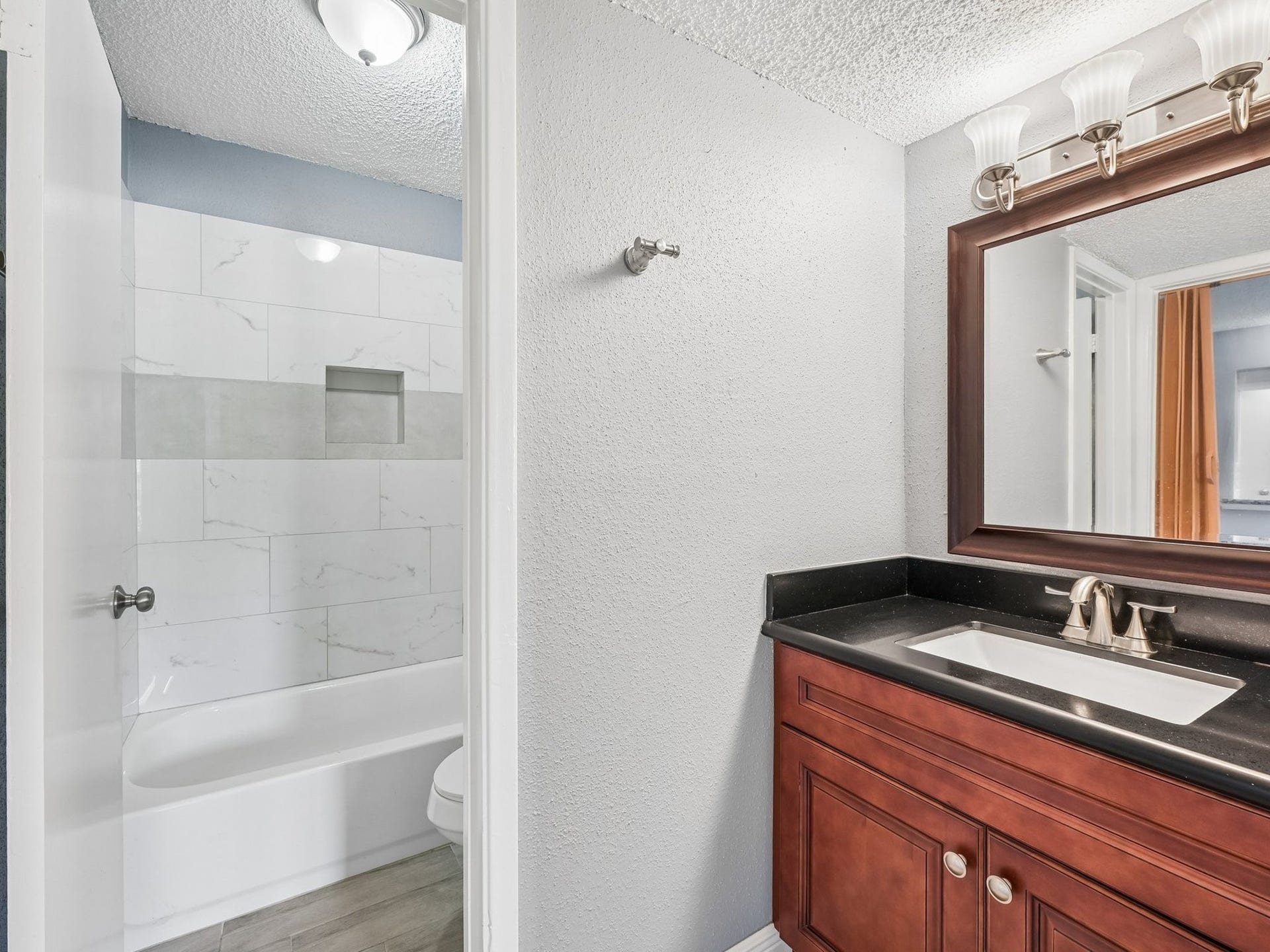 1516 Bay Area Boulevard, #Q11, Houston, TX 77058 1516 Bay Area Boulevard, #Q11, Houston, TX 77058