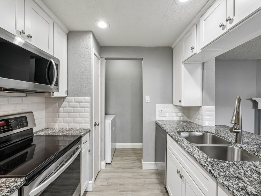Property photo for 1516 Bay Area Boulevard, #Q11, Houston, TX