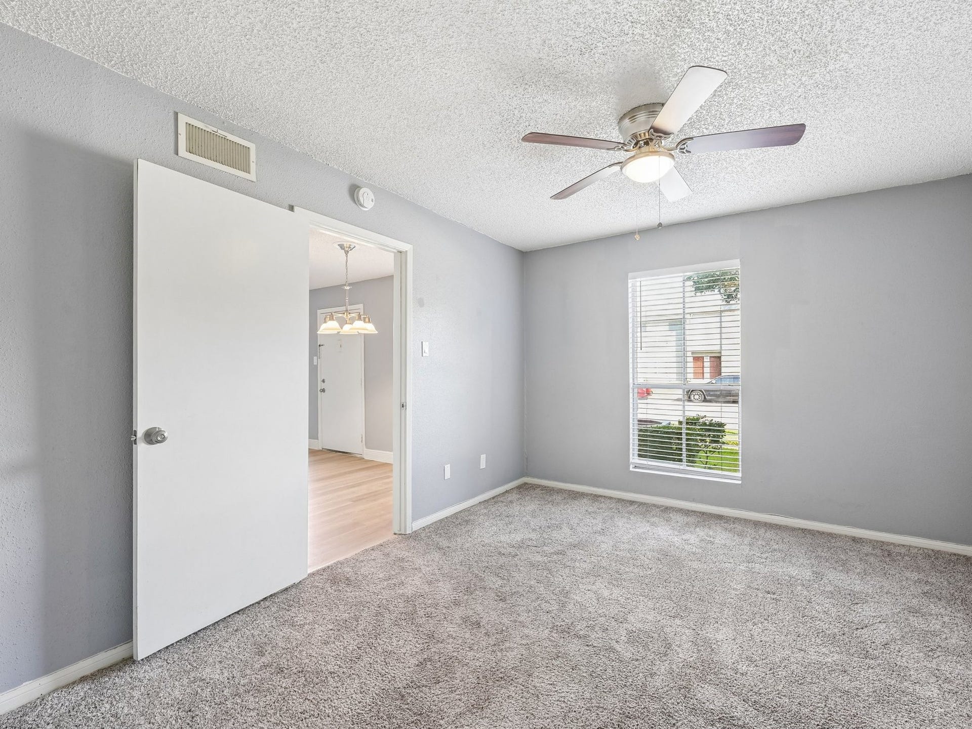 1516 Bay Area Boulevard, #Q11, Houston, TX 77058 1516 Bay Area Boulevard, #Q11, Houston, TX 77058