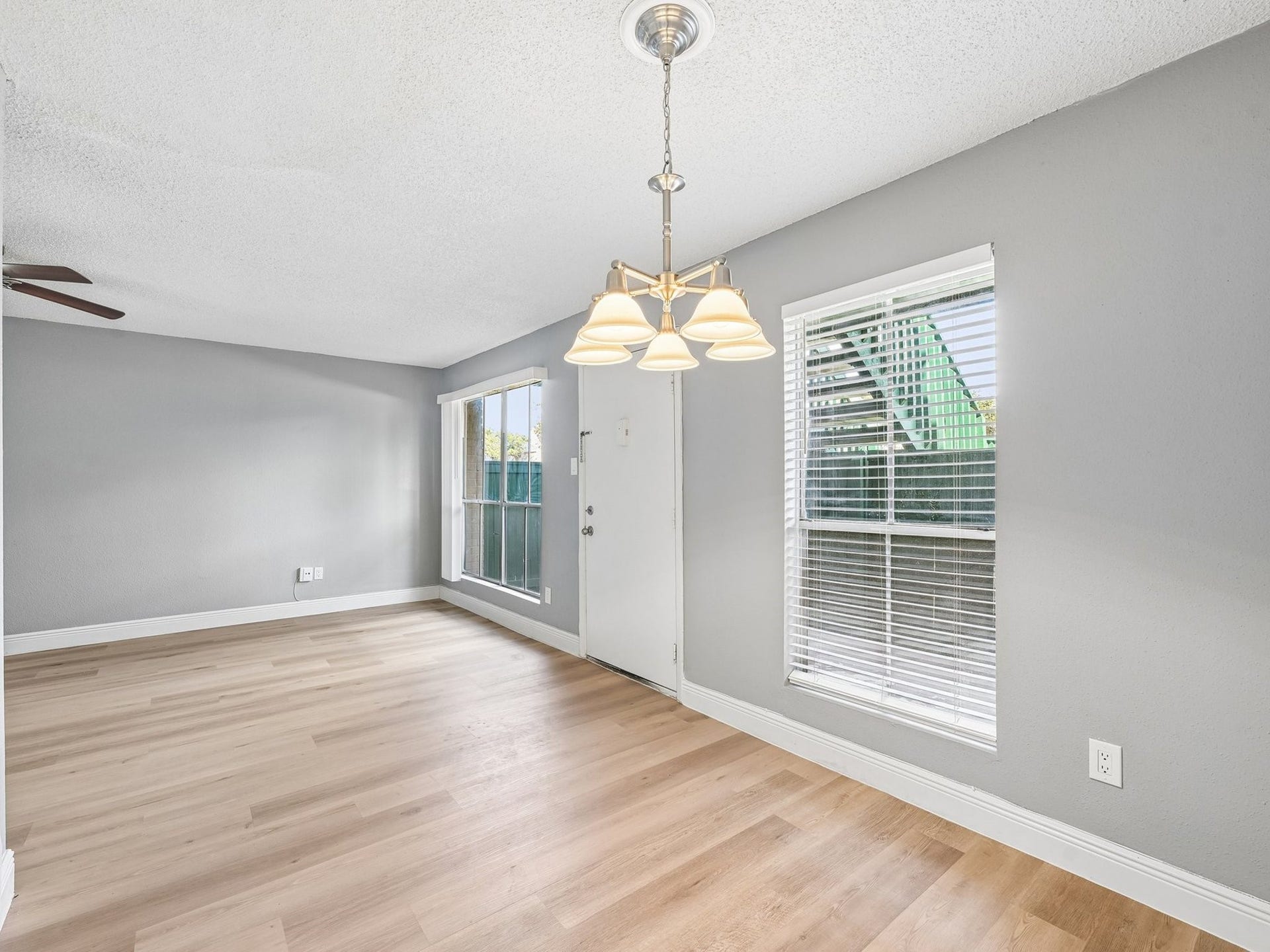 1516 Bay Area Boulevard, #Q11, Houston, TX 77058 1516 Bay Area Boulevard, #Q11, Houston, TX 77058