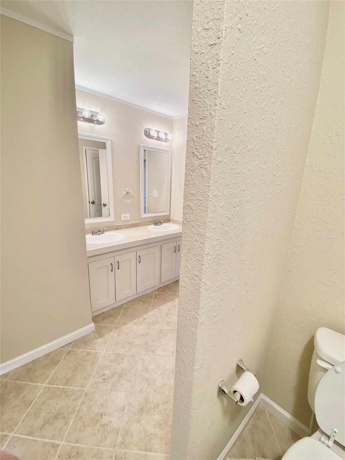 11720 W Small Oak Lane, Willis, TX 77378 11720 W Small Oak Lane, Willis, TX 77378