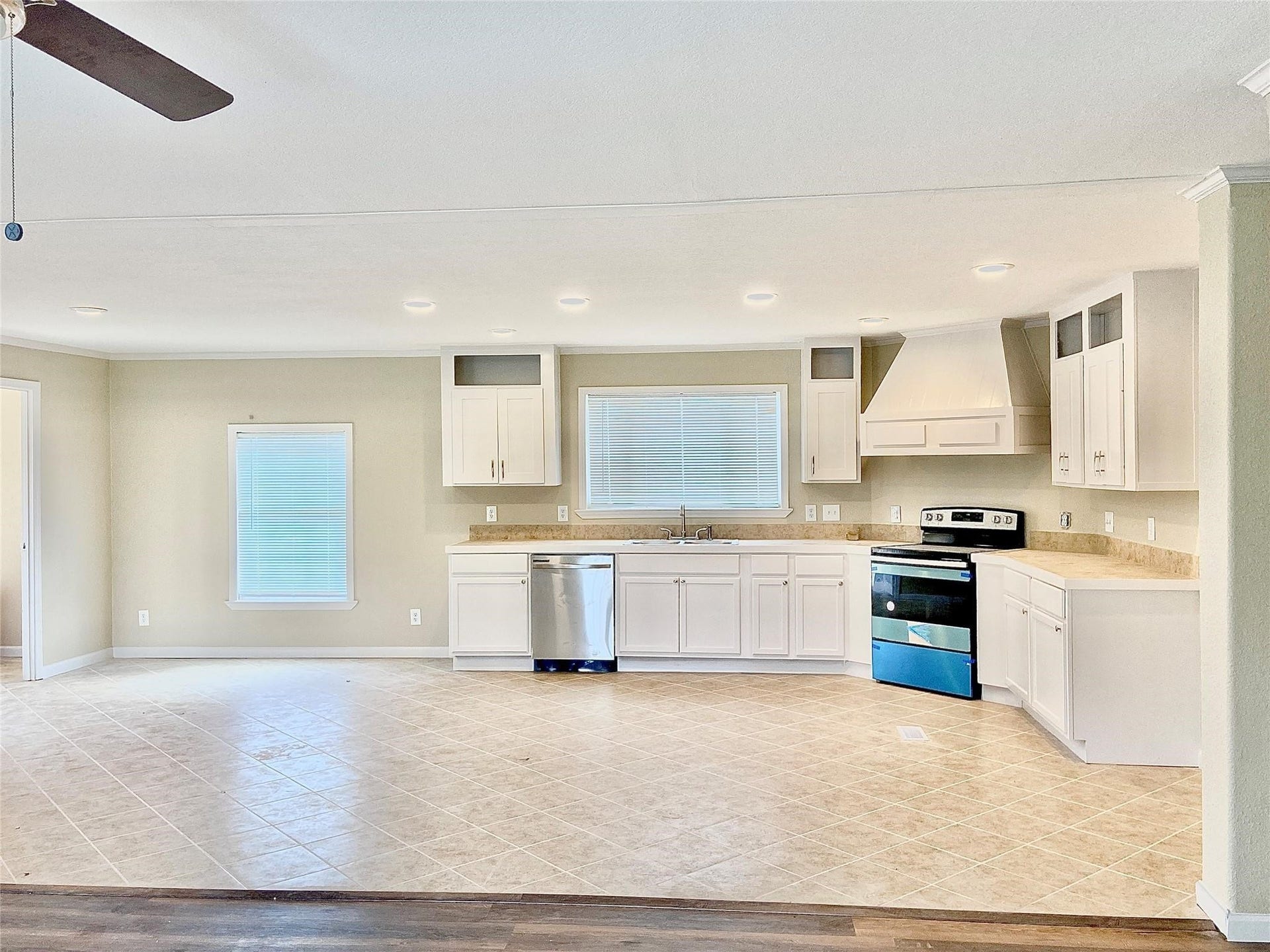 11720 W Small Oak Lane, Willis, TX 77378 11720 W Small Oak Lane, Willis, TX 77378