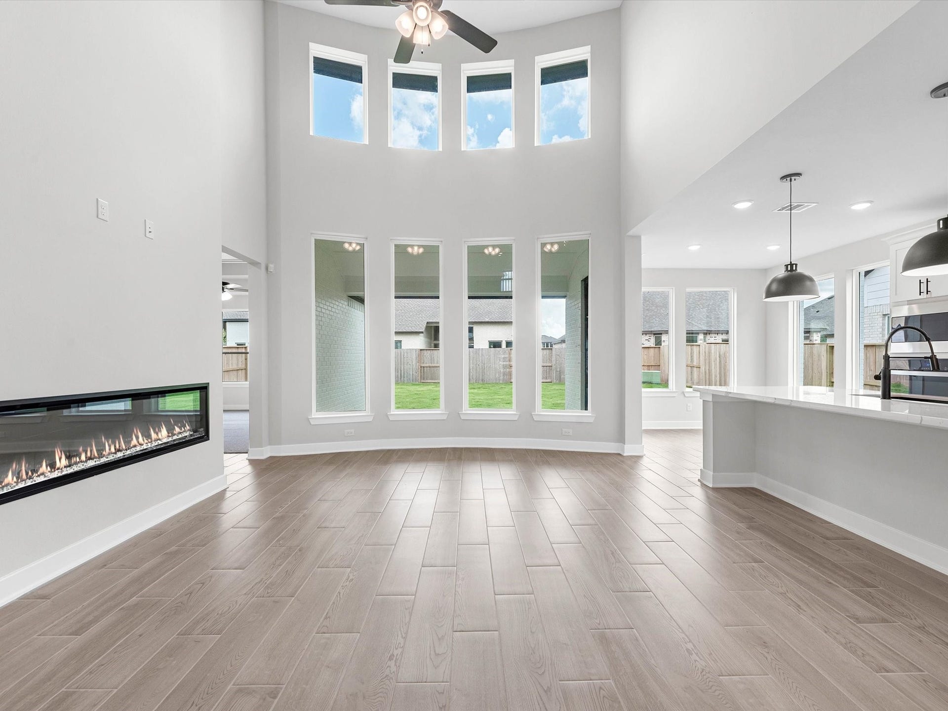 9306 Red Cedar Way, Manvel, TX 77578 Representative image; features, selections and colors may vary.
