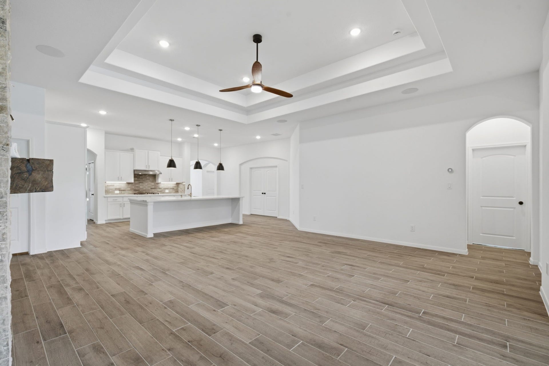 224 Peninsula Point Drive, Montgomery, TX 77356 224 Peninsula Point Drive, Montgomery, TX 77356