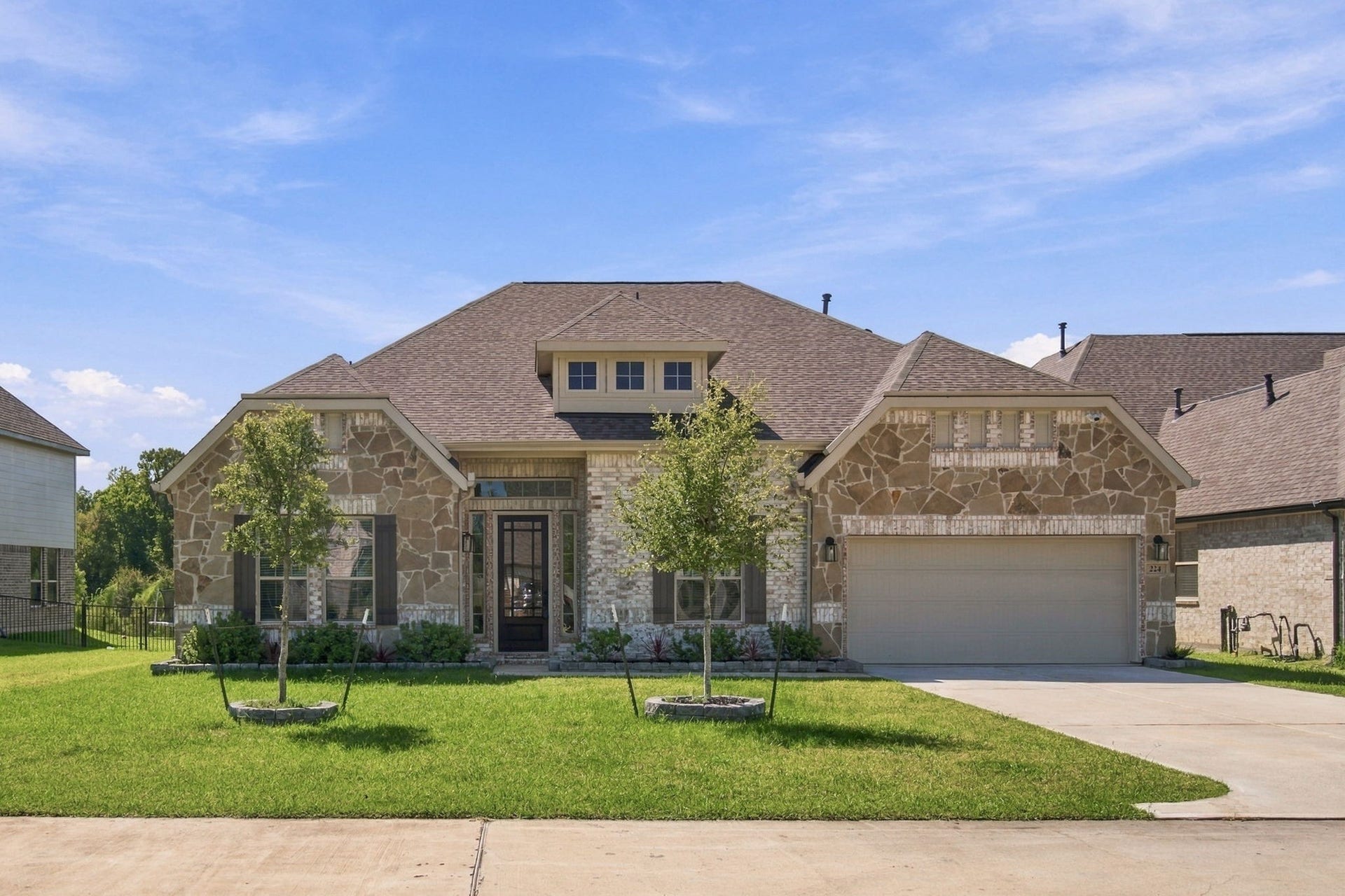 224 Peninsula Point Drive, Montgomery, TX 77356 224 Peninsula Point Drive, Montgomery, TX 77356