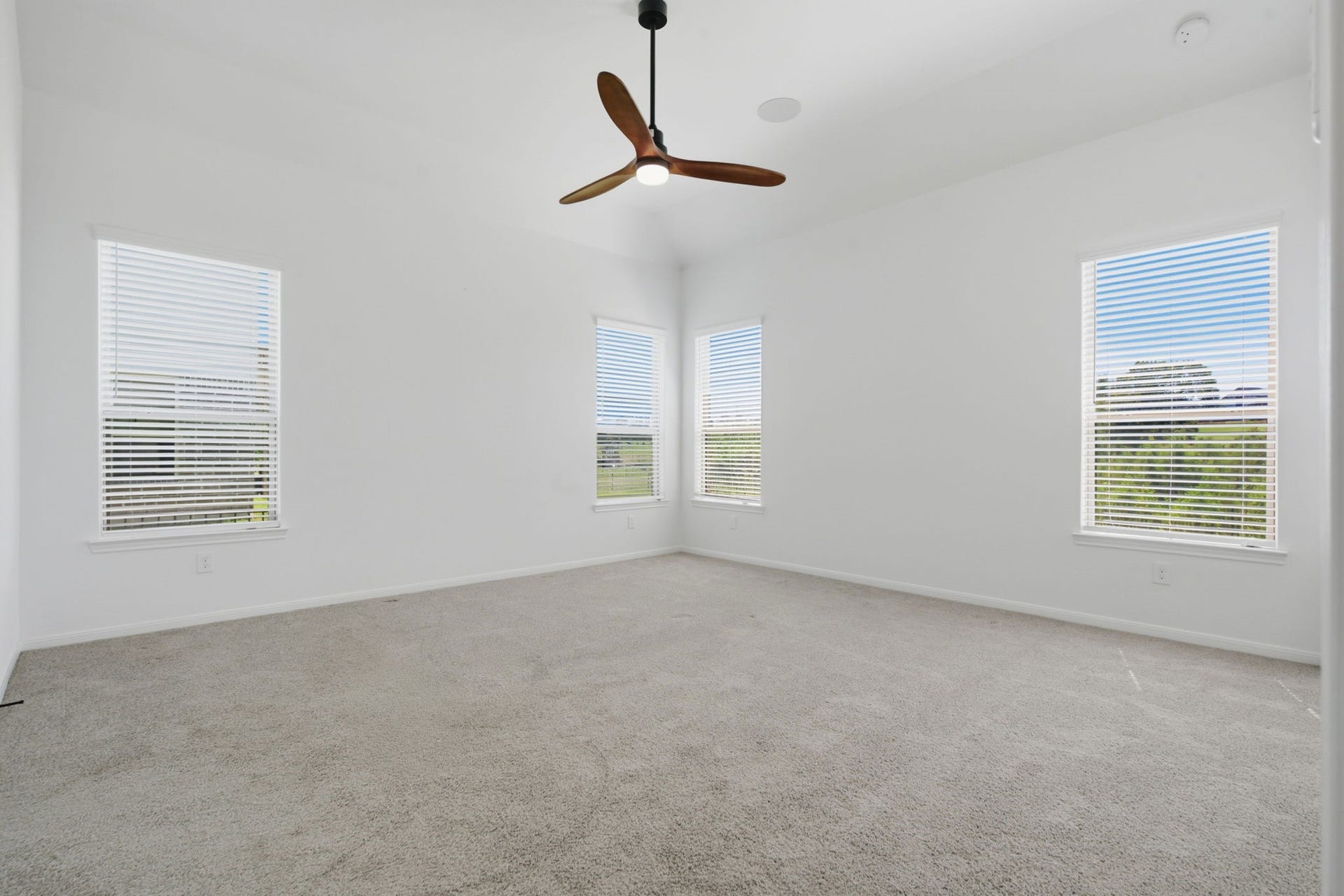 224 Peninsula Point Drive, Montgomery, TX 77356 224 Peninsula Point Drive, Montgomery, TX 77356