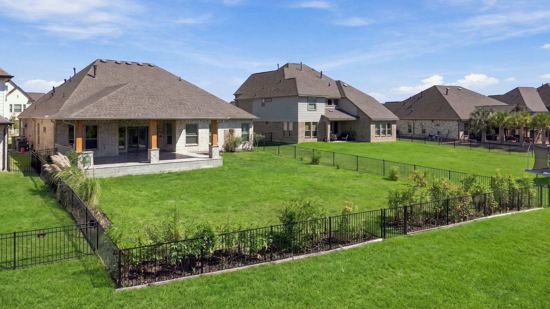 224 Peninsula Point Drive, Montgomery, TX 77356 224 Peninsula Point Drive, Montgomery, TX 77356