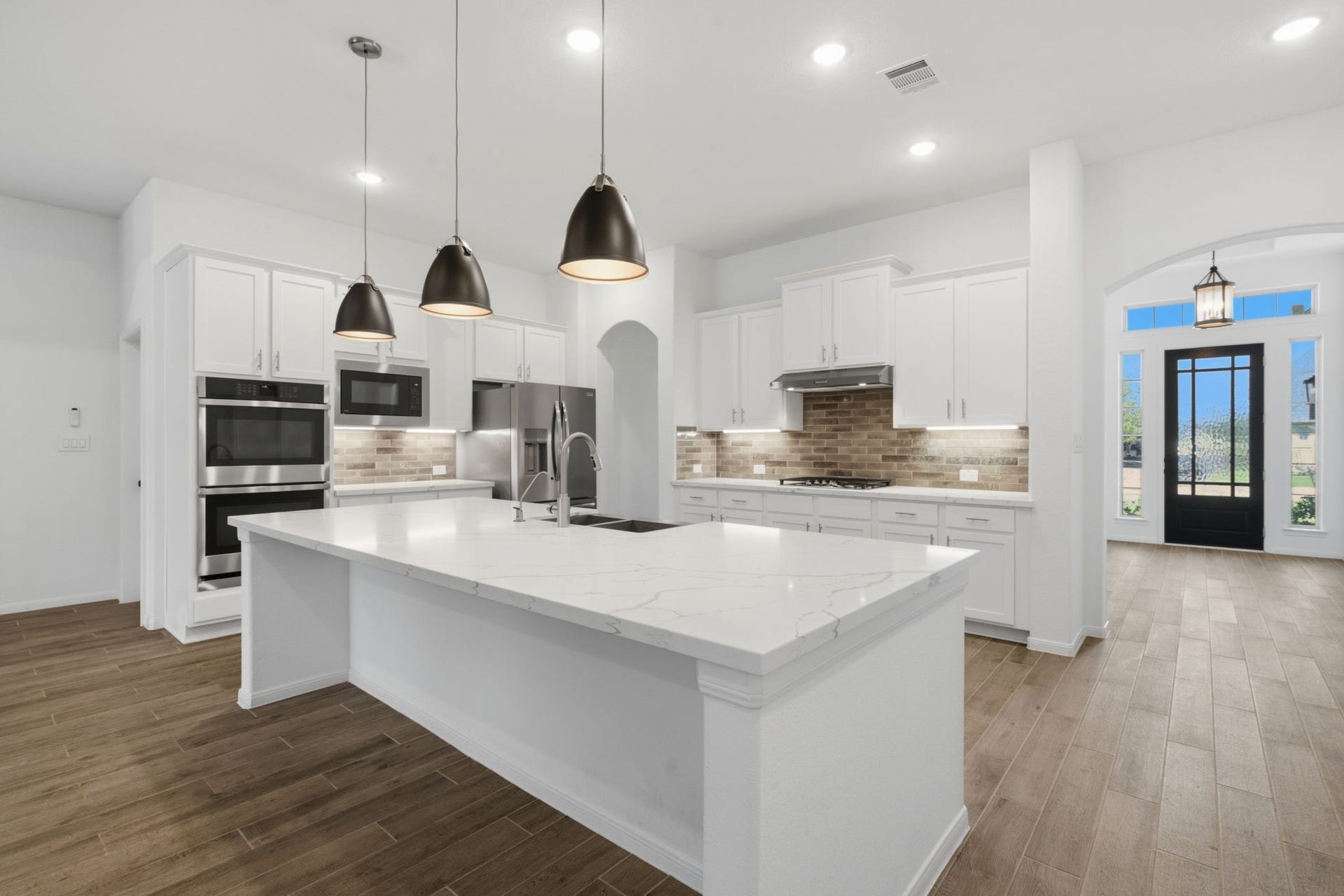224 Peninsula Point Drive, Montgomery, TX 77356 224 Peninsula Point Drive, Montgomery, TX 77356