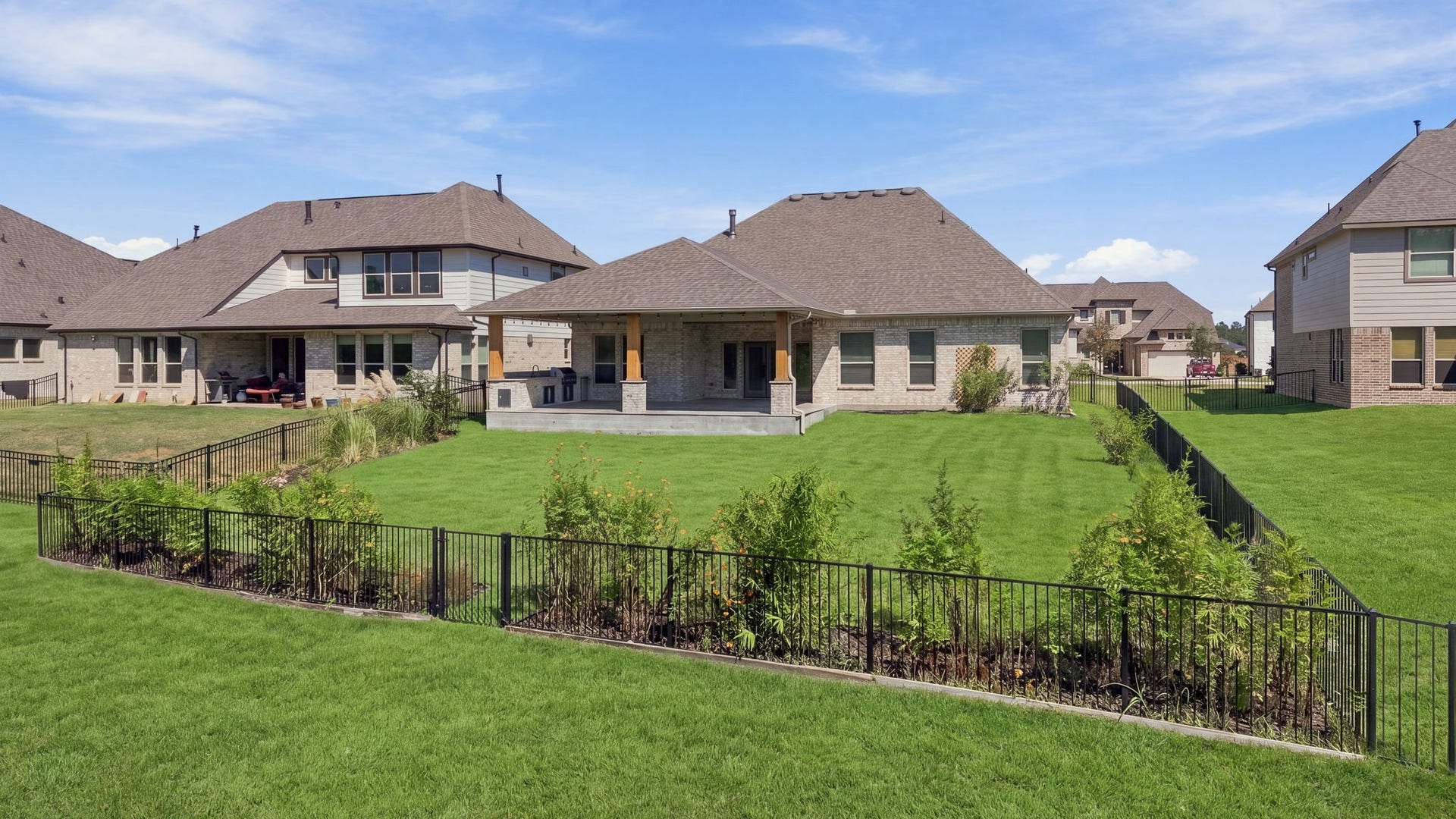 224 Peninsula Point Drive, Montgomery, TX 77356 224 Peninsula Point Drive, Montgomery, TX 77356