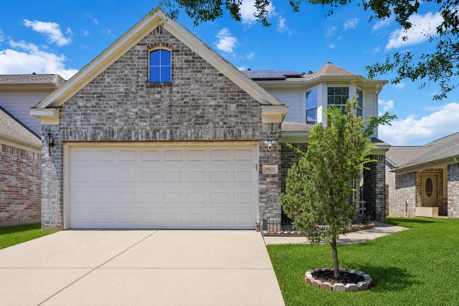 Property photo for 19522 Harvest Stream Way, Houston, TX