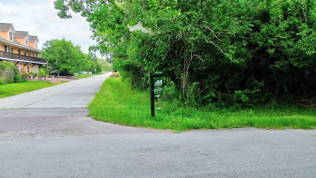 TBD Avenue H, Dickinson, TX 77539 TBD Avenue H, Dickinson, TX 77539