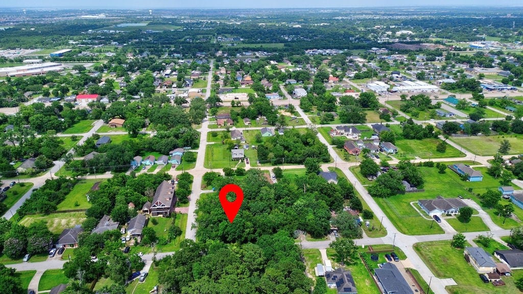 TBD Avenue H, Dickinson, TX 77539 TBD Avenue H, Dickinson, TX 77539