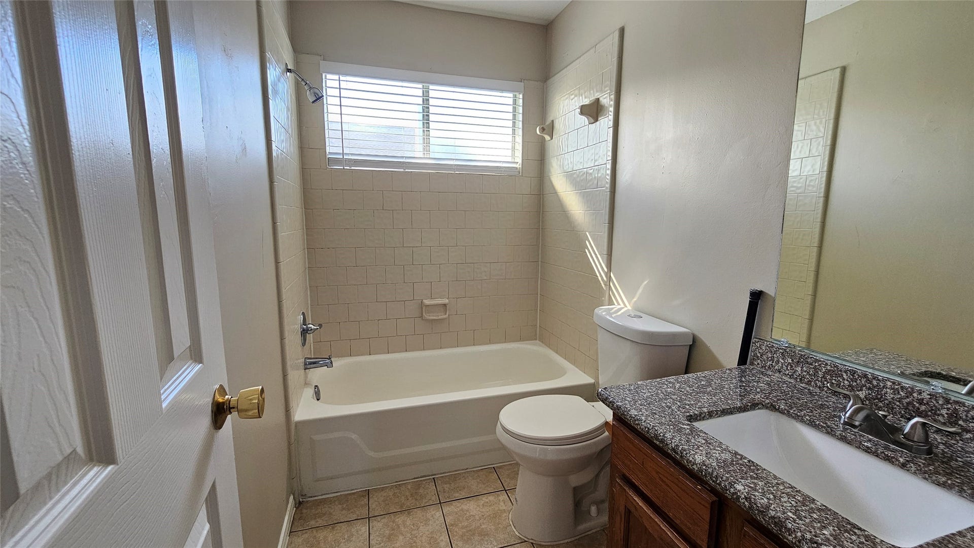 7811 Chinon Circle, Houston, TX 77071