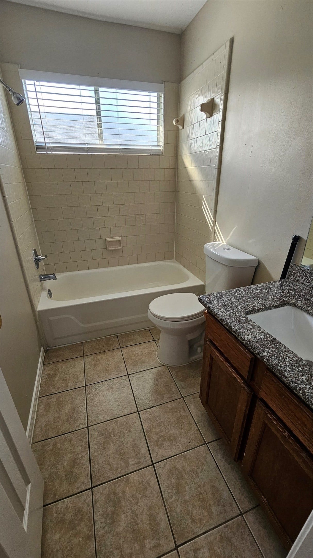 7811 Chinon Circle, Houston, TX 77071