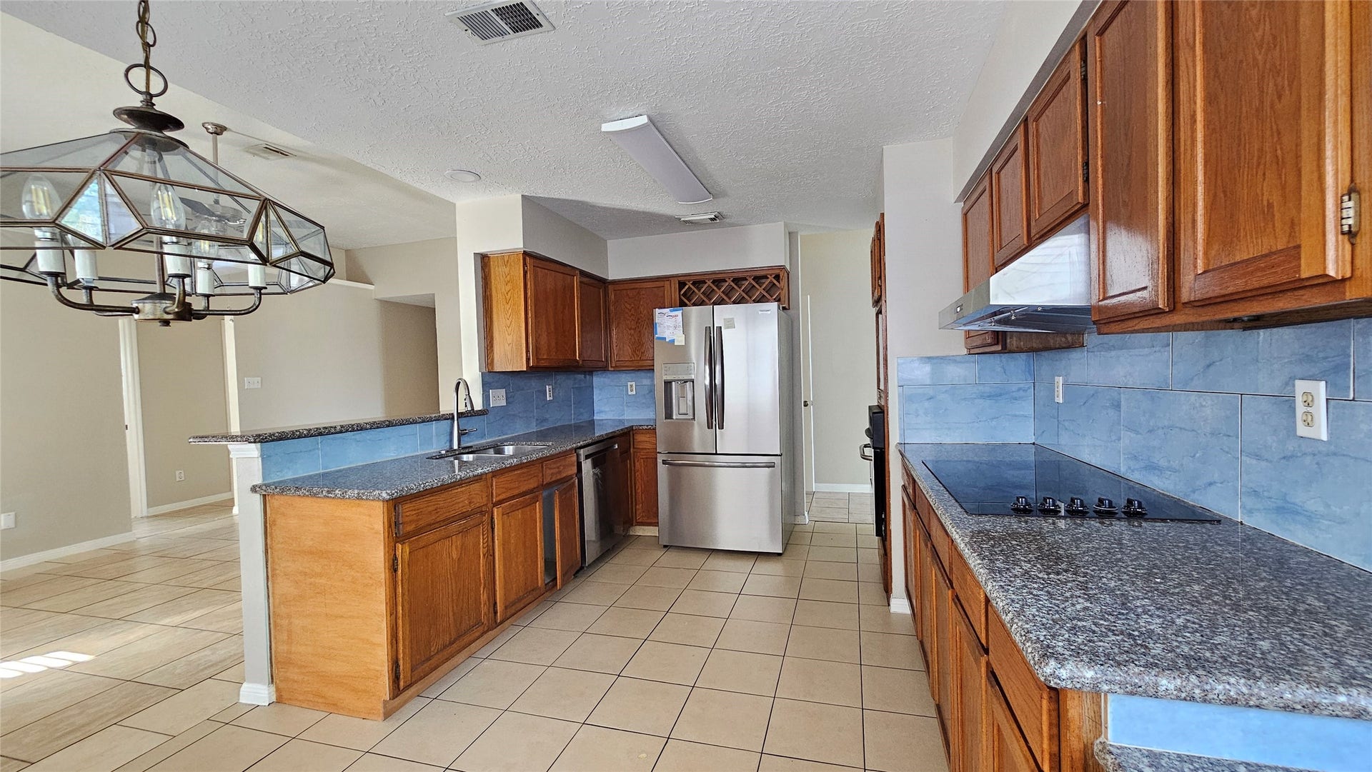 7811 Chinon Circle, Houston, TX 77071