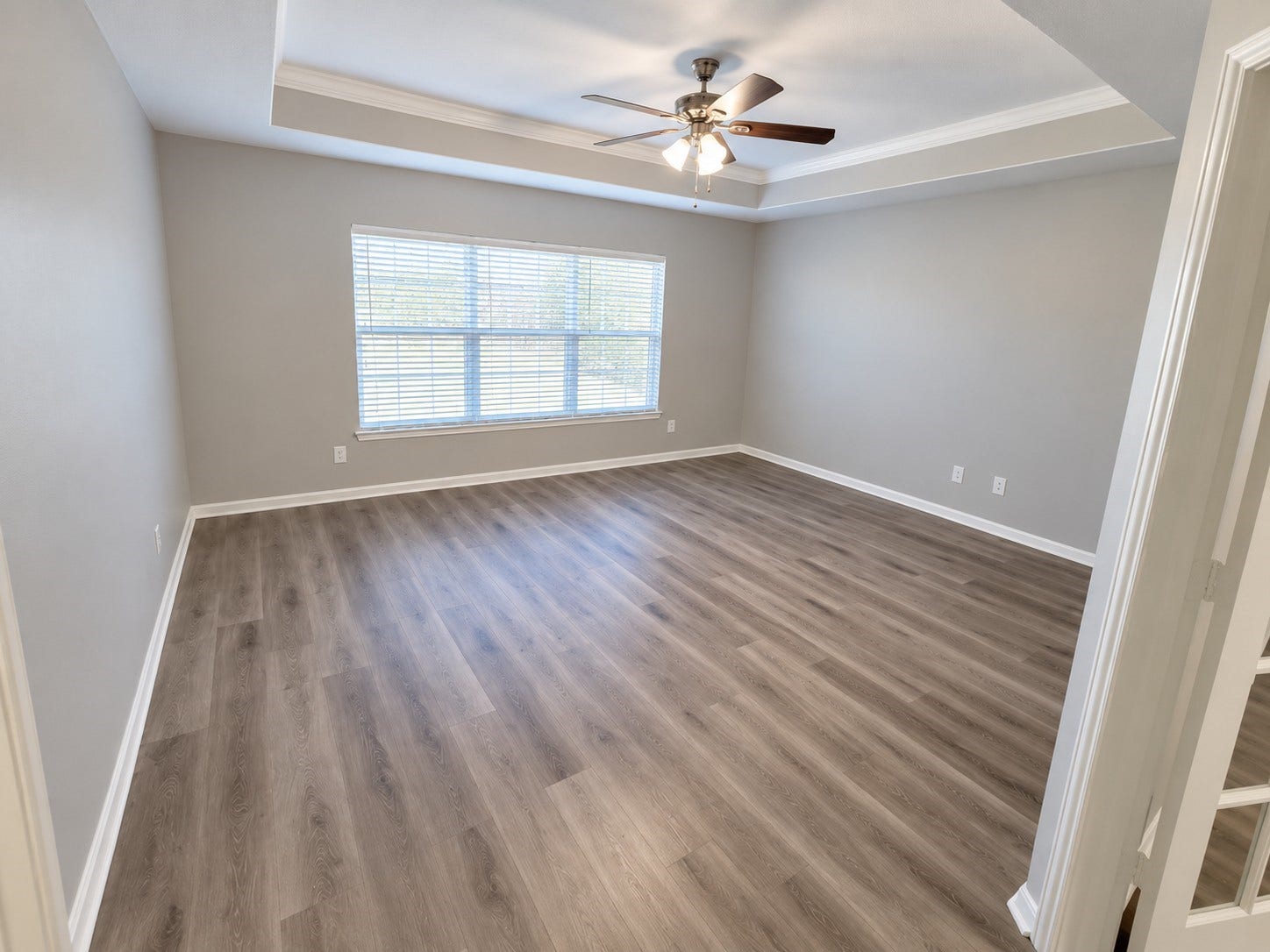 114 Crescent Bay Drive, League City, TX 77573 114 Crescent Bay Drive, League City, TX 77573