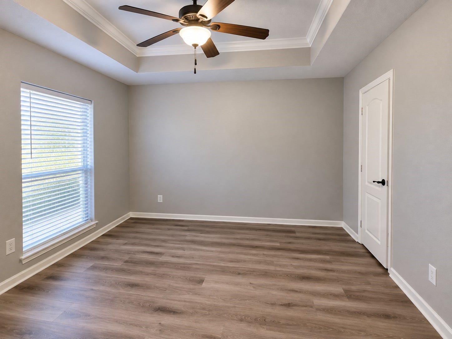 114 Crescent Bay Drive, League City, TX 77573 114 Crescent Bay Drive, League City, TX 77573