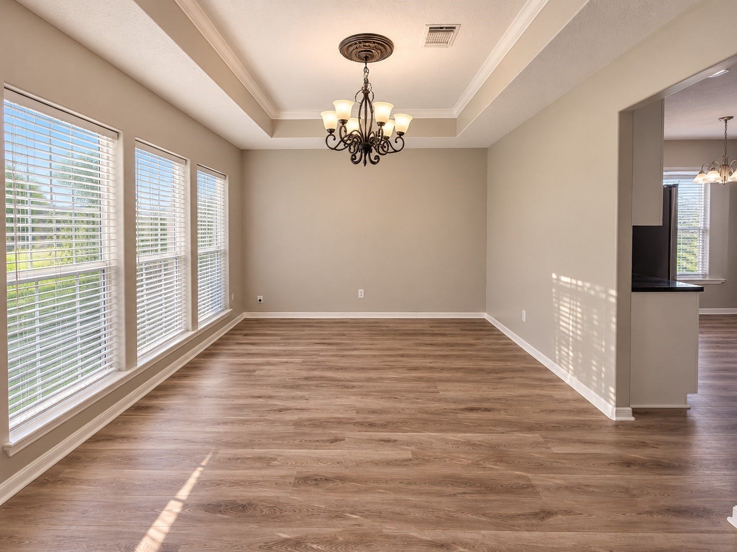114 Crescent Bay Drive, League City, TX 77573 114 Crescent Bay Drive, League City, TX 77573