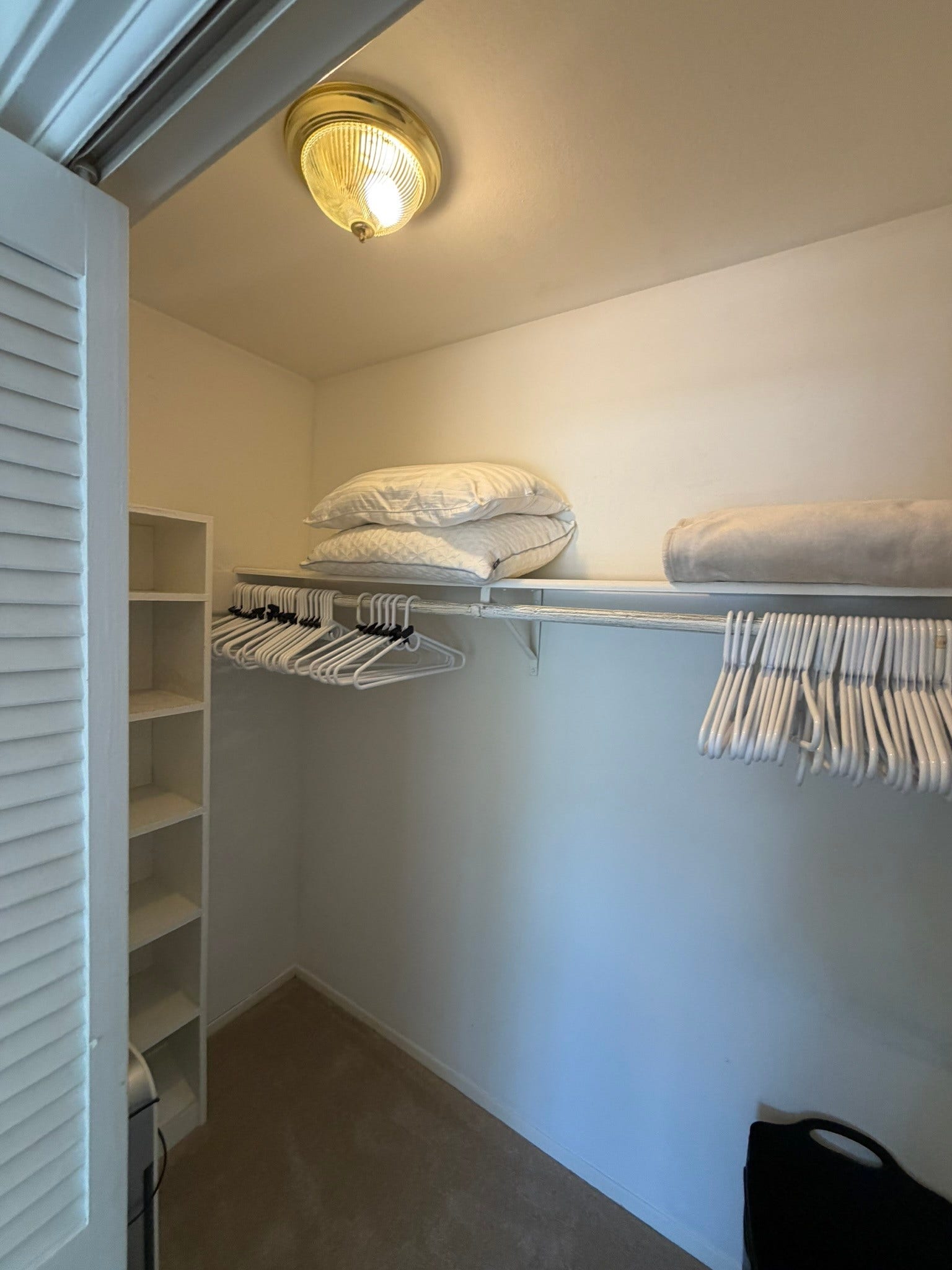 5050 Ambassador Way, #318, Houston, TX 77056 5050 Ambassador Way, #318, Houston, TX 77056