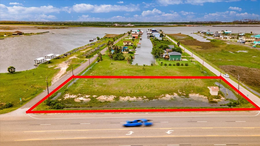 Property photo for 35,36,37&38 Hwy 6, Hitchcock, TX