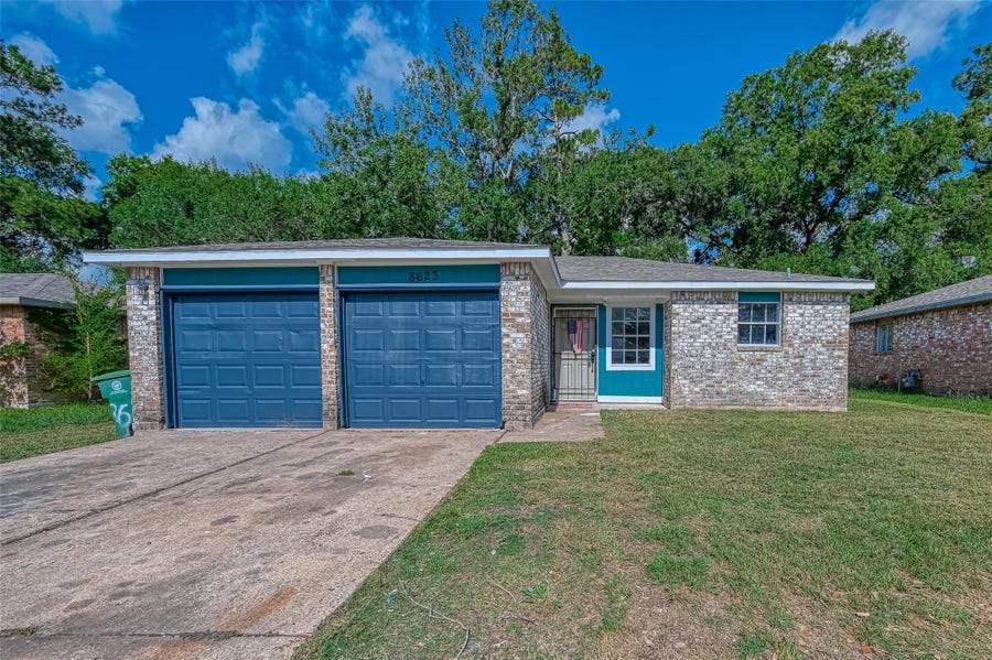 Property photo for 8623 Valley Forest Drive, Houston, TX