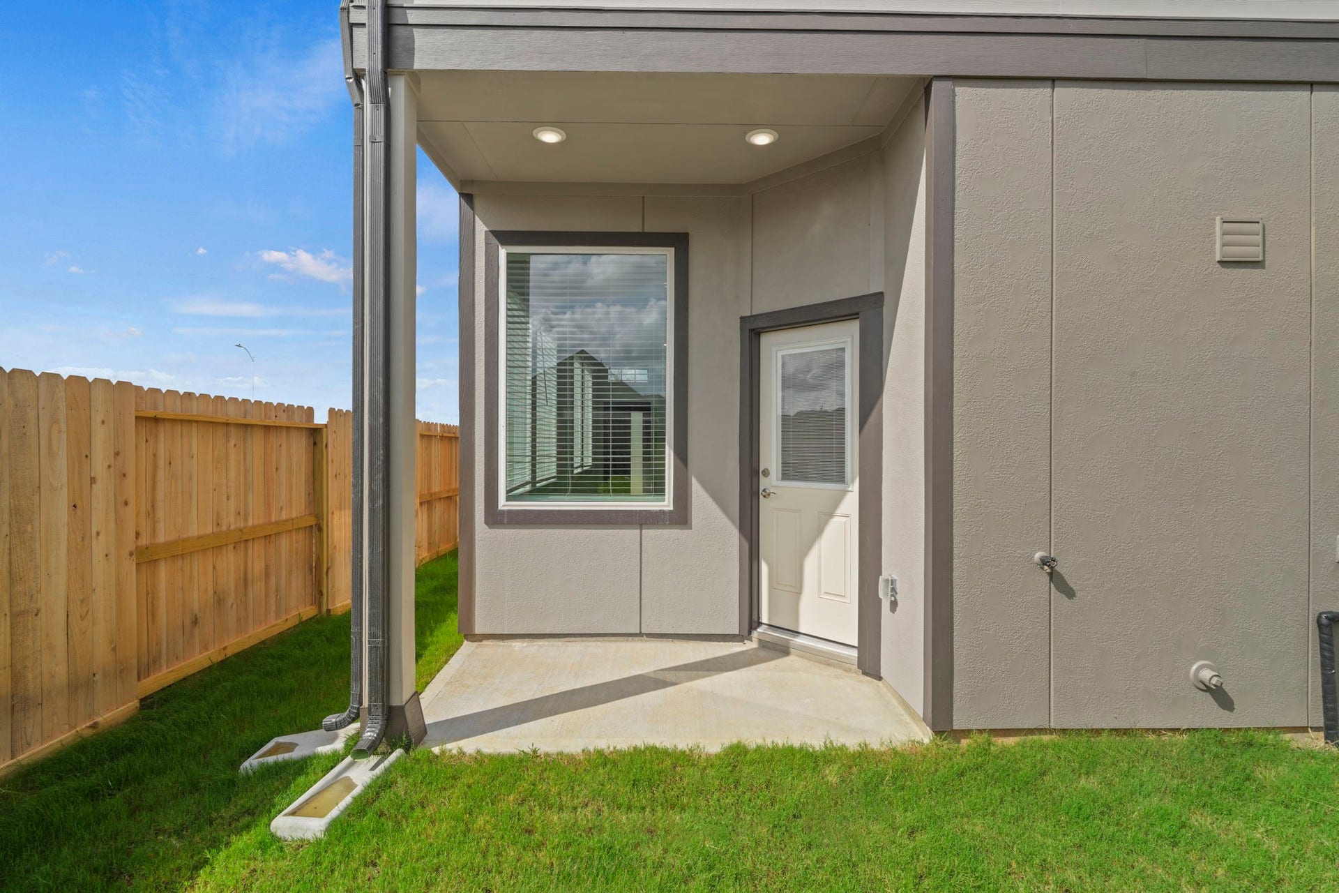 2815 Brandon Bluff Bend, Fulshear, TX 77441