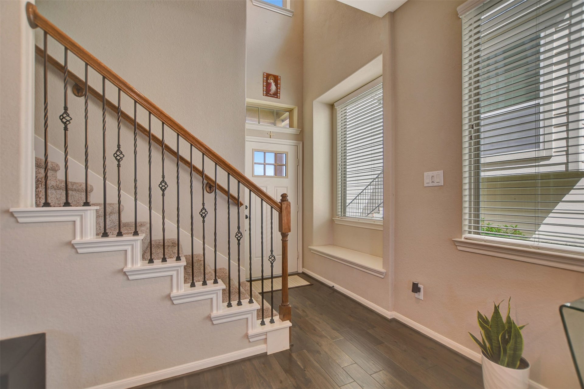 12210 La Strada Street, Richmond, TX 77406 Foyer.