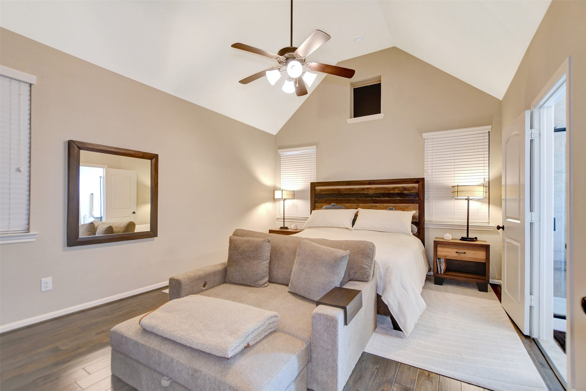 12210 La Strada Street, Richmond, TX 77406 Primary bedroom.