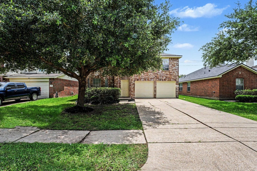 Property photo for 2611 Feather Green Trail, Fresno, TX