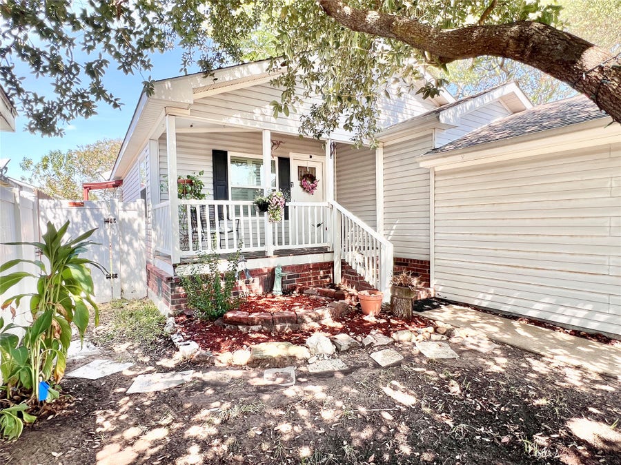 Property photo for 10214 Elderberry Park Lane, Tomball, TX