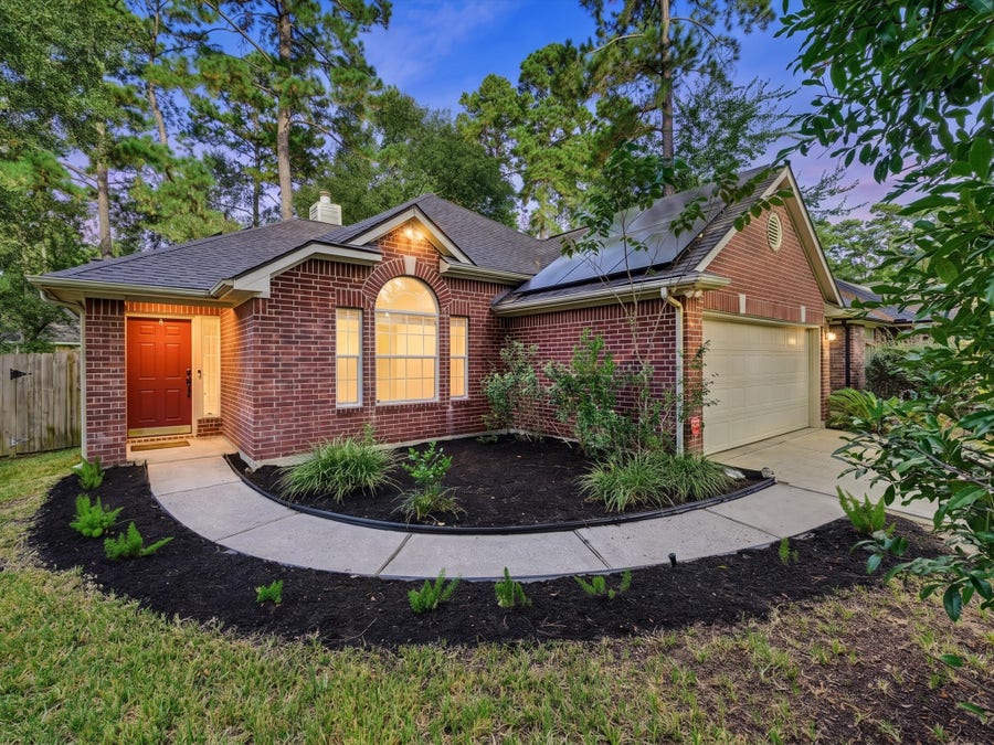 Property photo for 47 Drifting Shadows Circle, The Woodlands, TX