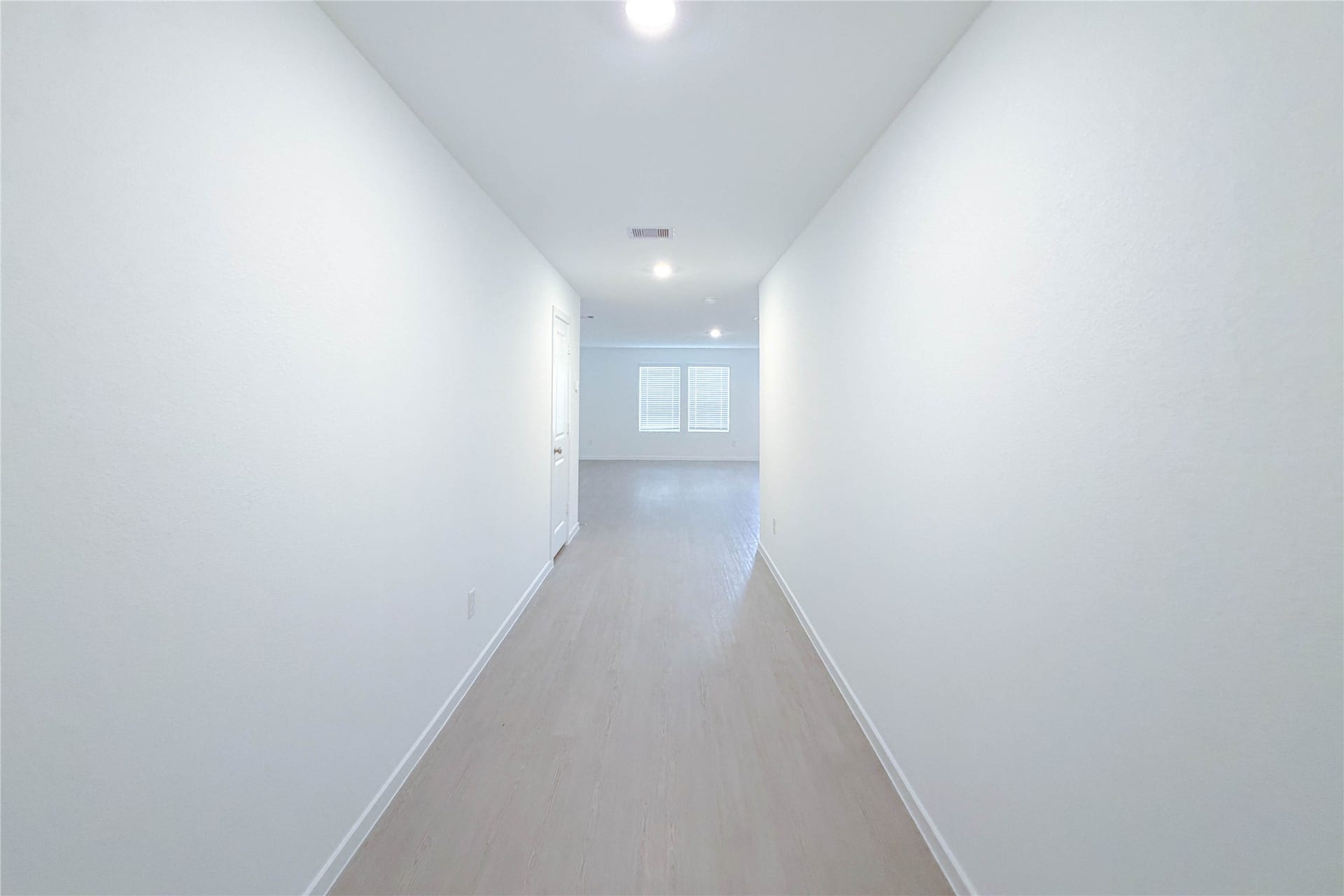 Entryway to the living/dining room
