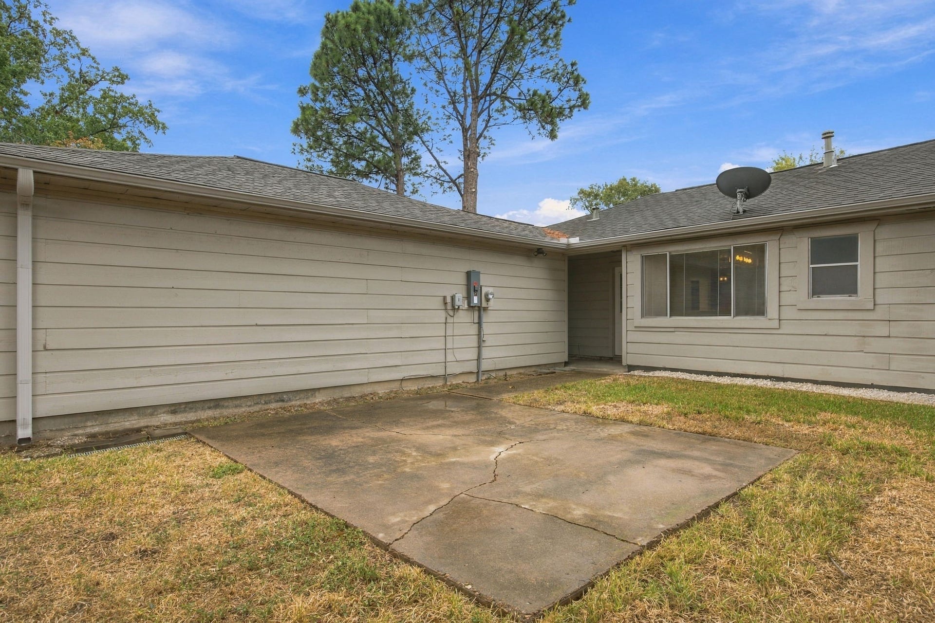 8902 Rocky Lane, Houston, TX 77040 Patio slab can be used as-is of could be the start of a great patio project