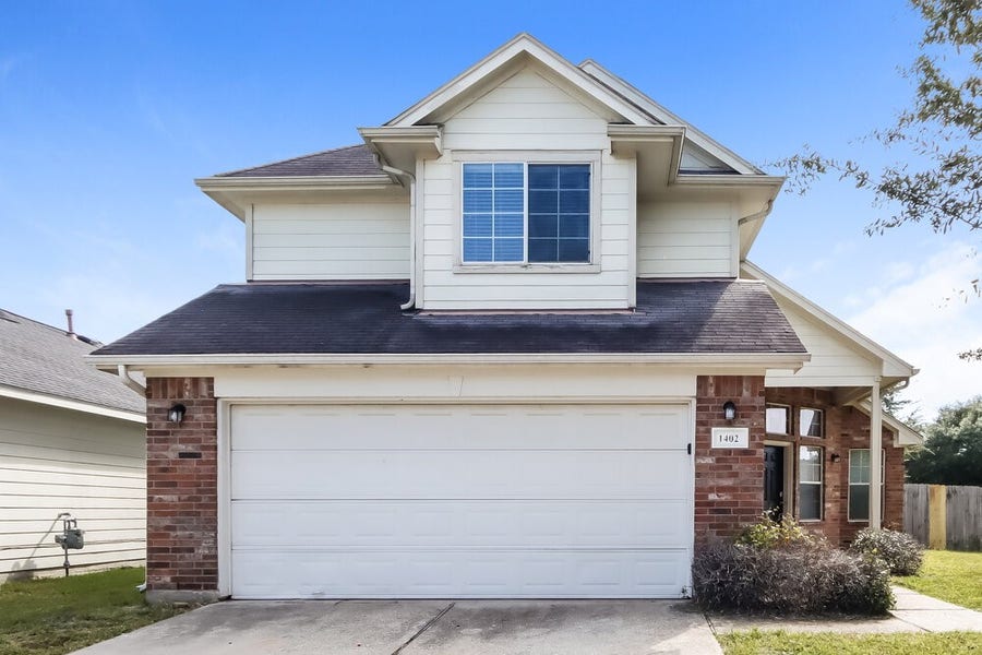 Property photo for 1402 Baychester Lane, Houston, TX