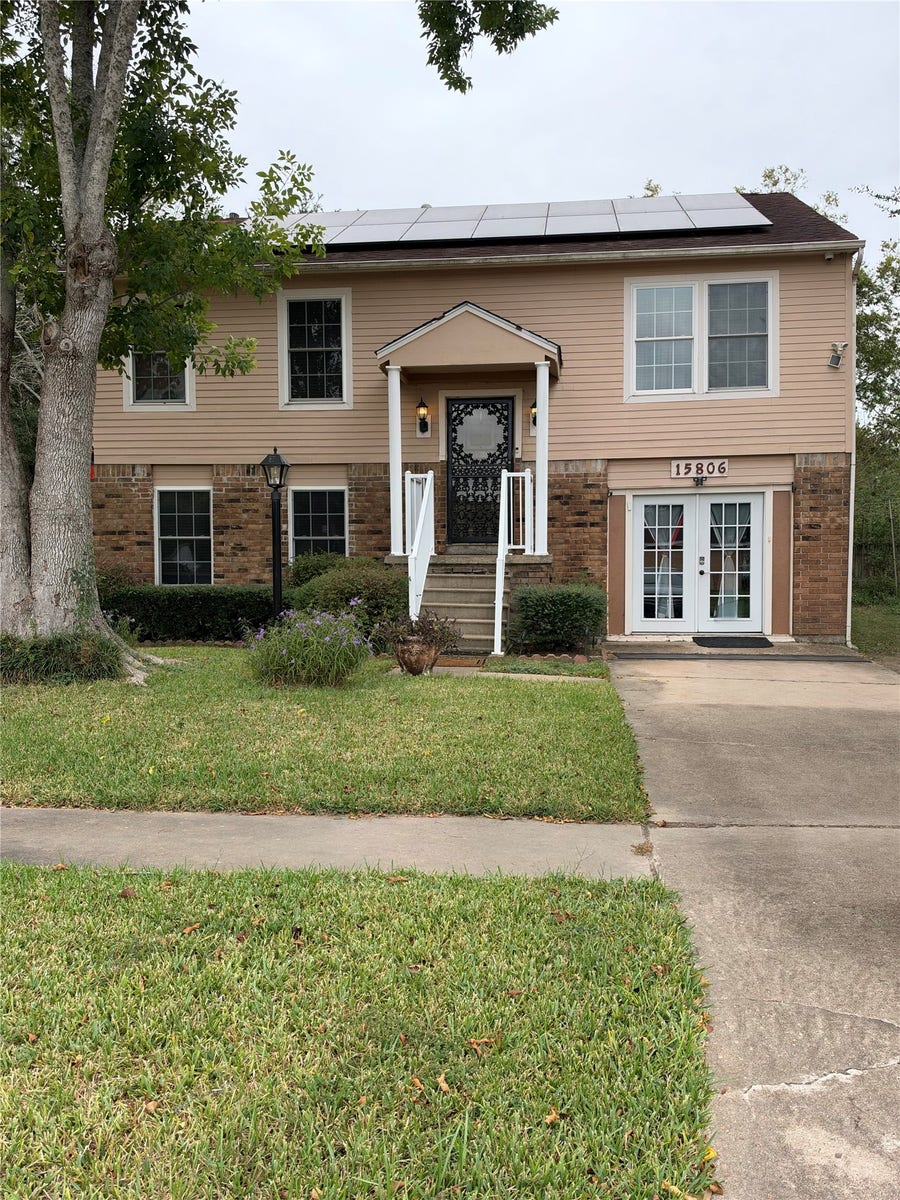 Property photo for 15806 Ridgecroft Road, Houston, TX