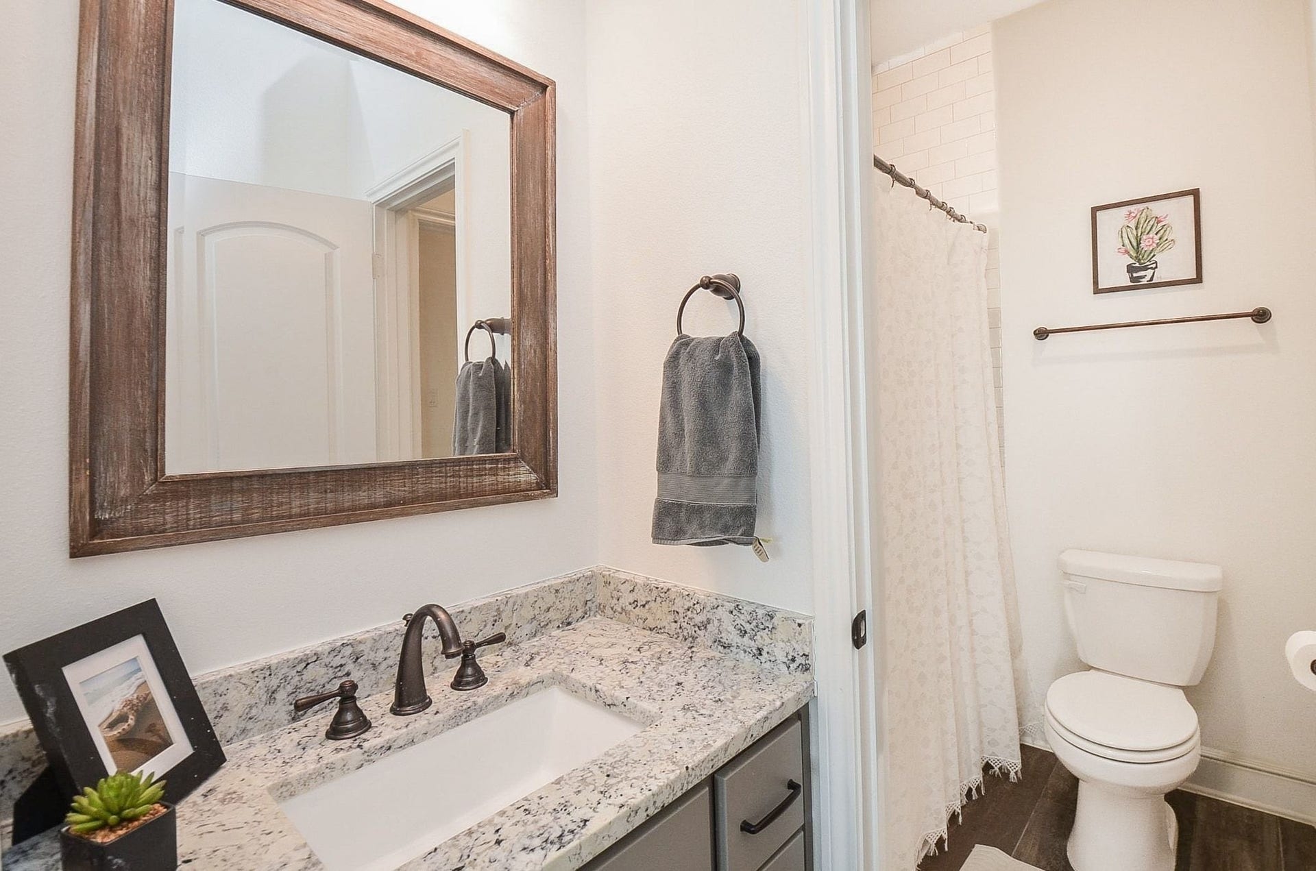 2411 Ponderosa Ridge Drive, Manvel, TX 77578 2411 Ponderosa Ridge Drive, Manvel, TX 77578