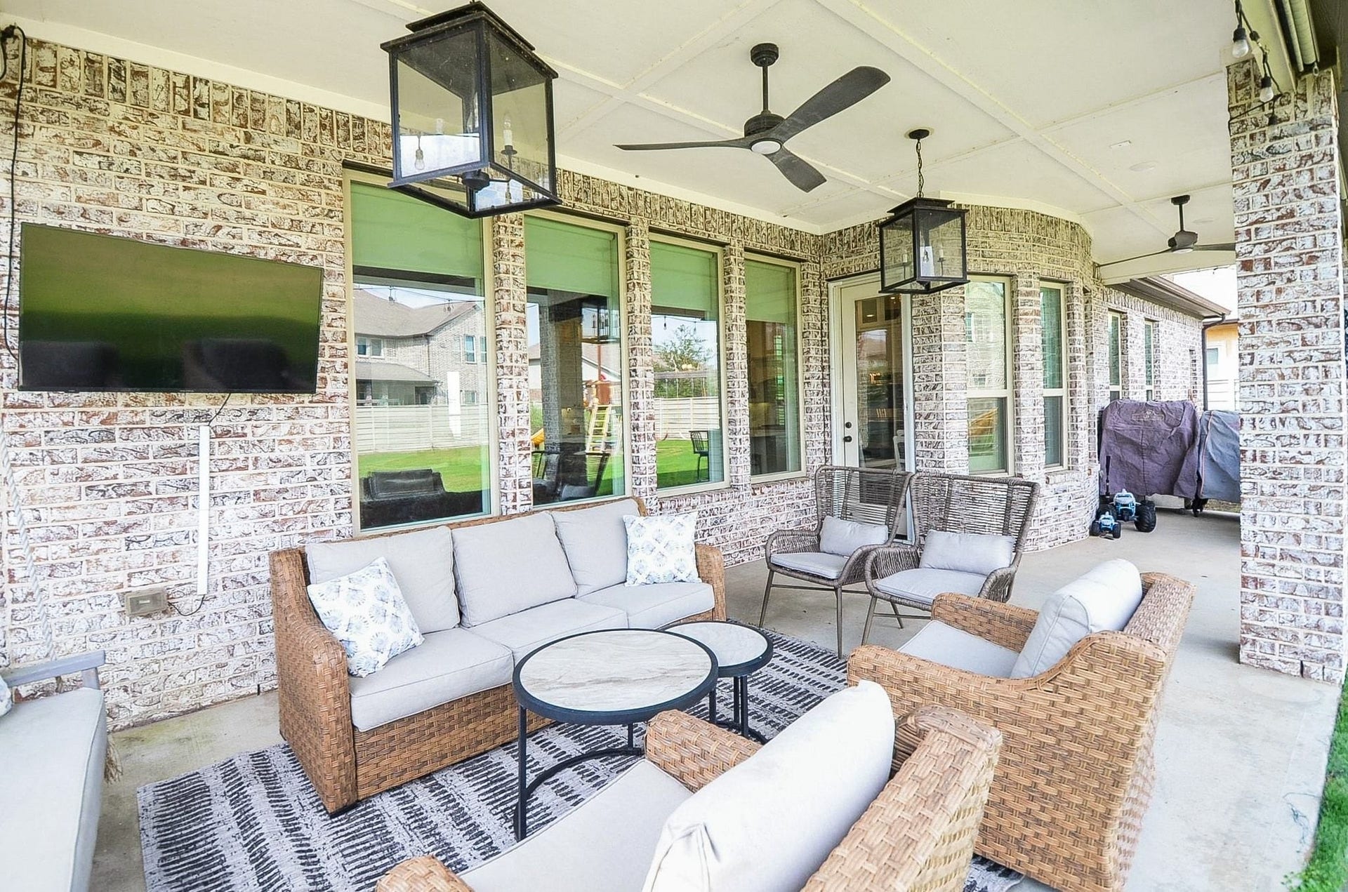 2411 Ponderosa Ridge Drive, Manvel, TX 77578 2411 Ponderosa Ridge Drive, Manvel, TX 77578
