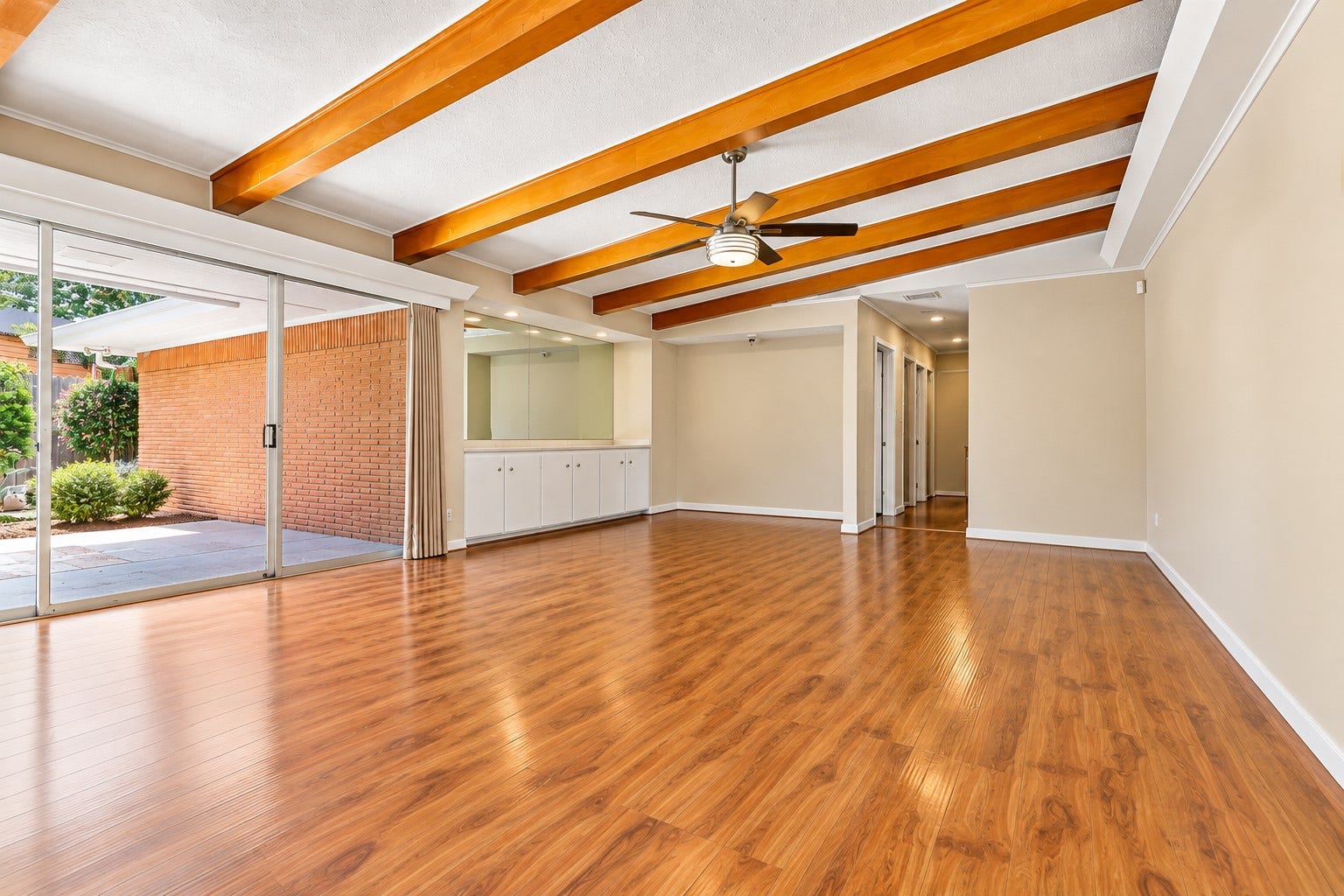 3641 Deal Street, Houston, TX 77025 3641 Deal Street, Houston, TX 77025