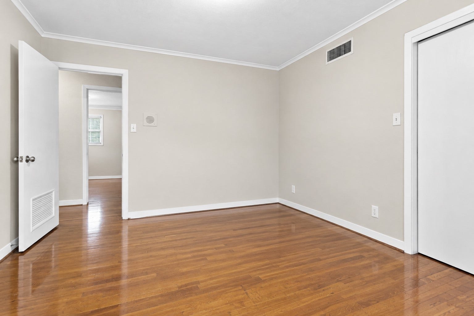 3641 Deal Street, Houston, TX 77025 3641 Deal Street, Houston, TX 77025