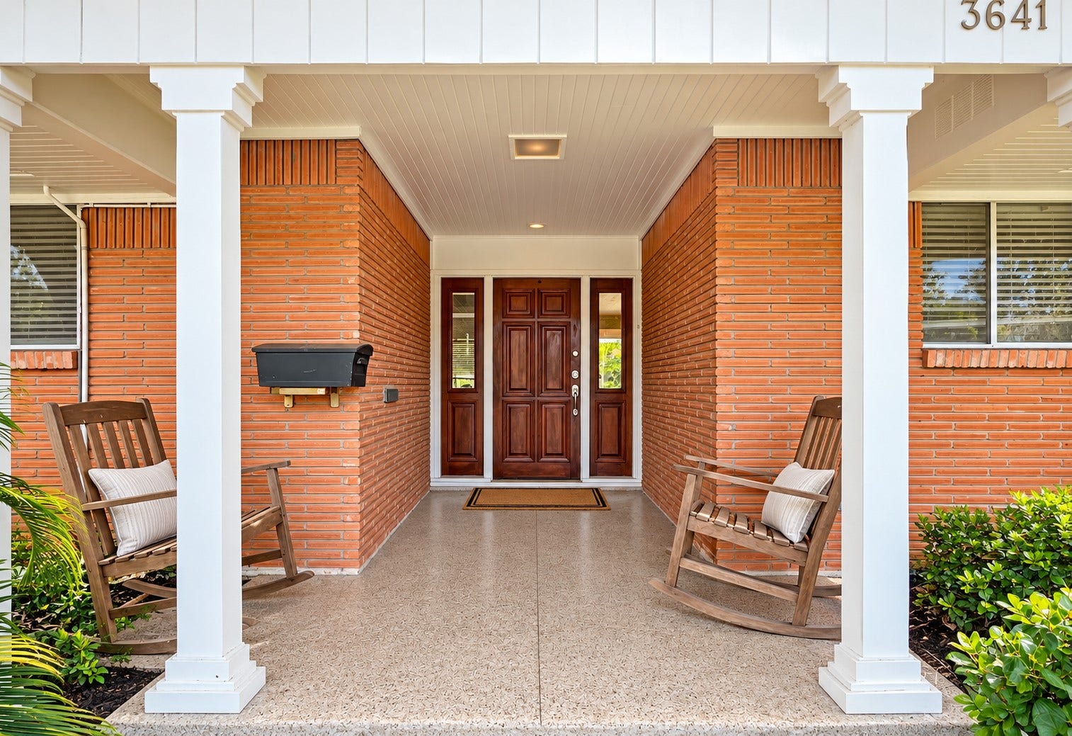3641 Deal Street, Houston, TX 77025 3641 Deal Street, Houston, TX 77025