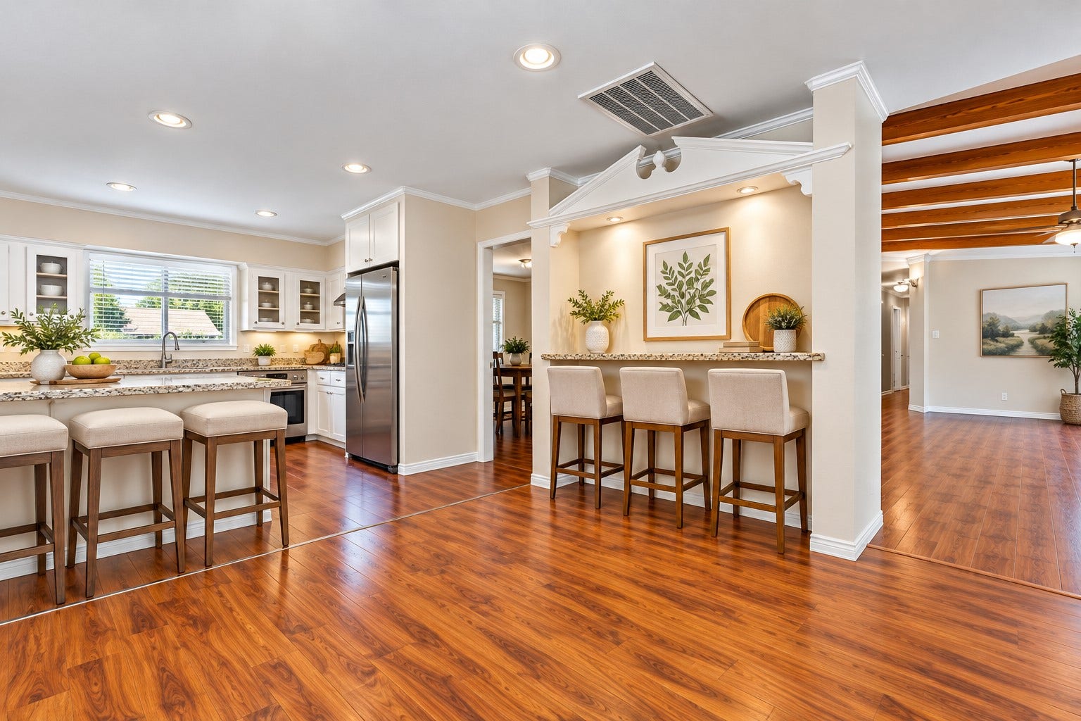 3641 Deal Street, Houston, TX 77025 virtually stagedvirtually staged