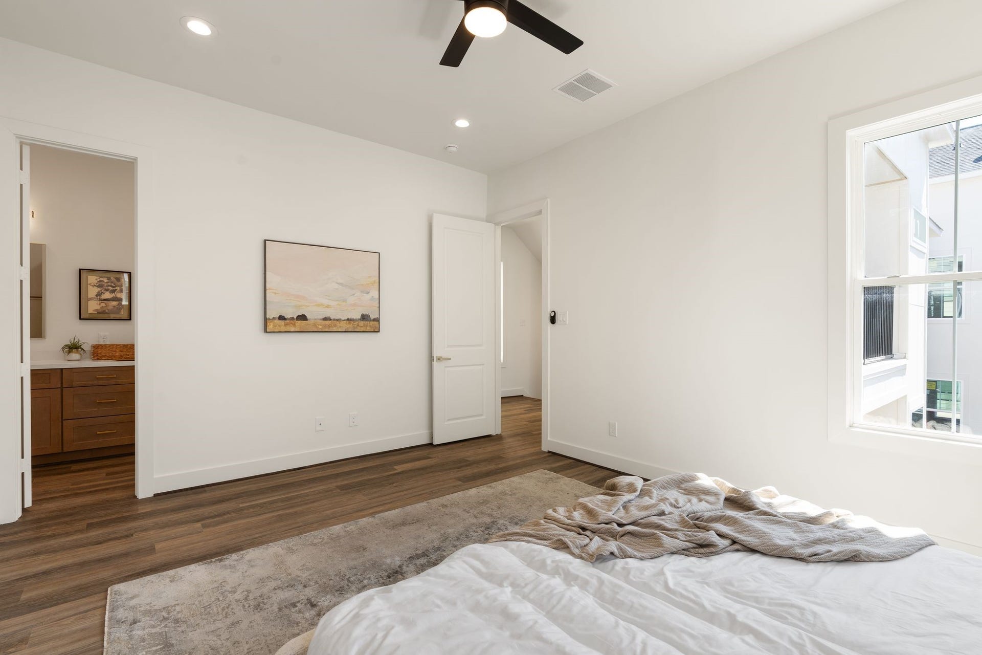 1142 W 16th Street, Houston, TX 77008 1142 W 16th Street, Houston, TX 77008